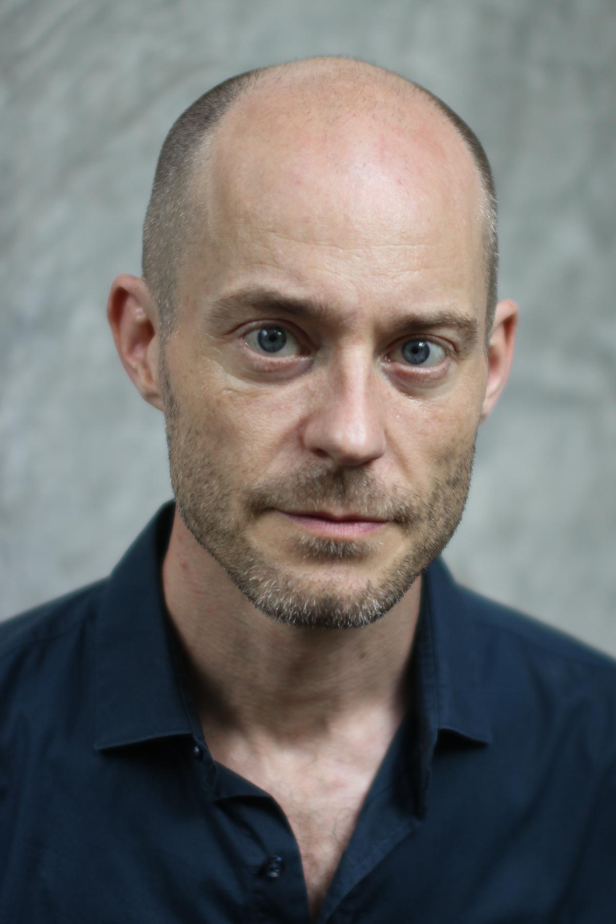 actor James Laver large photo