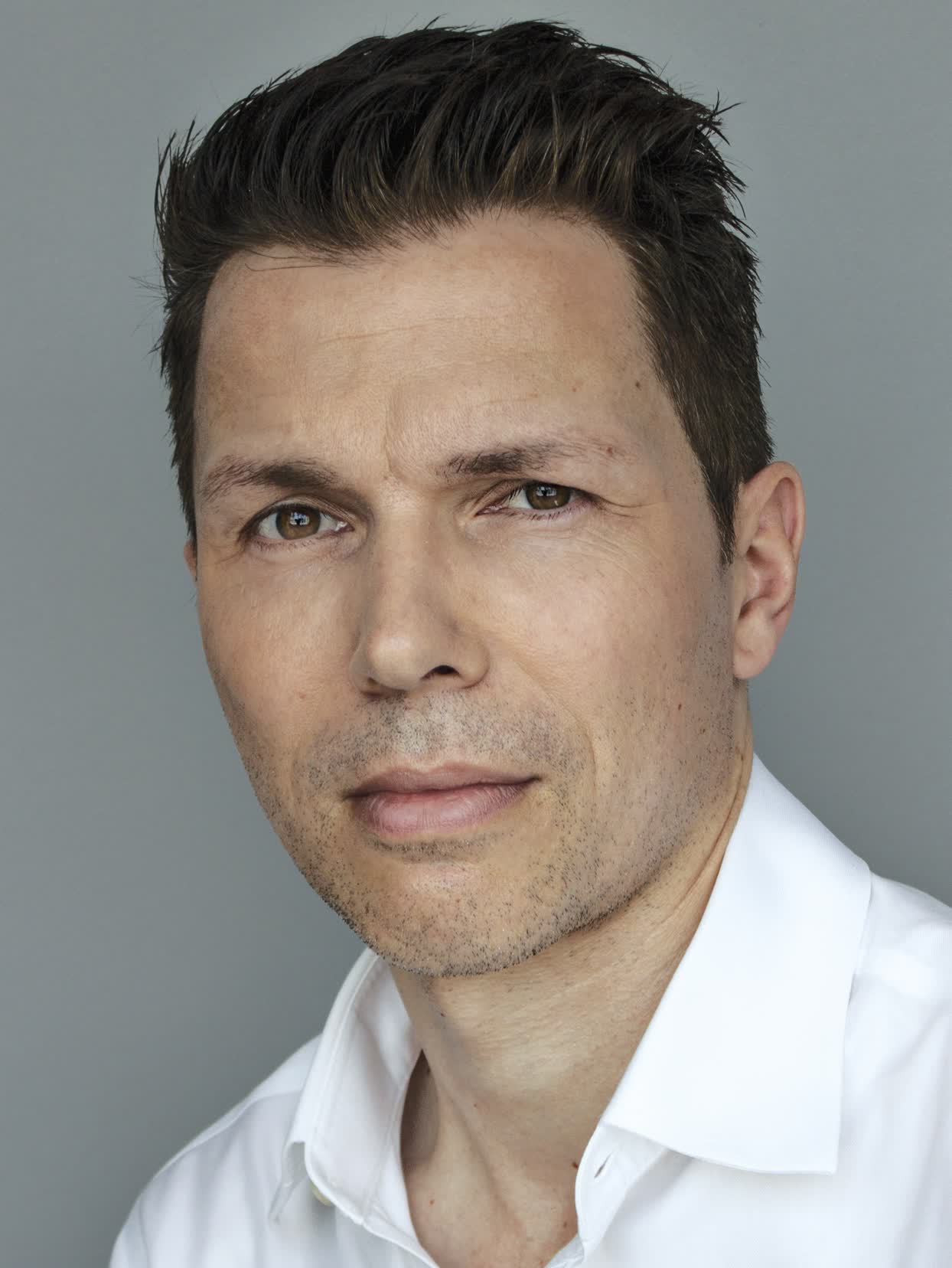 actor Stephan Erdman large photo