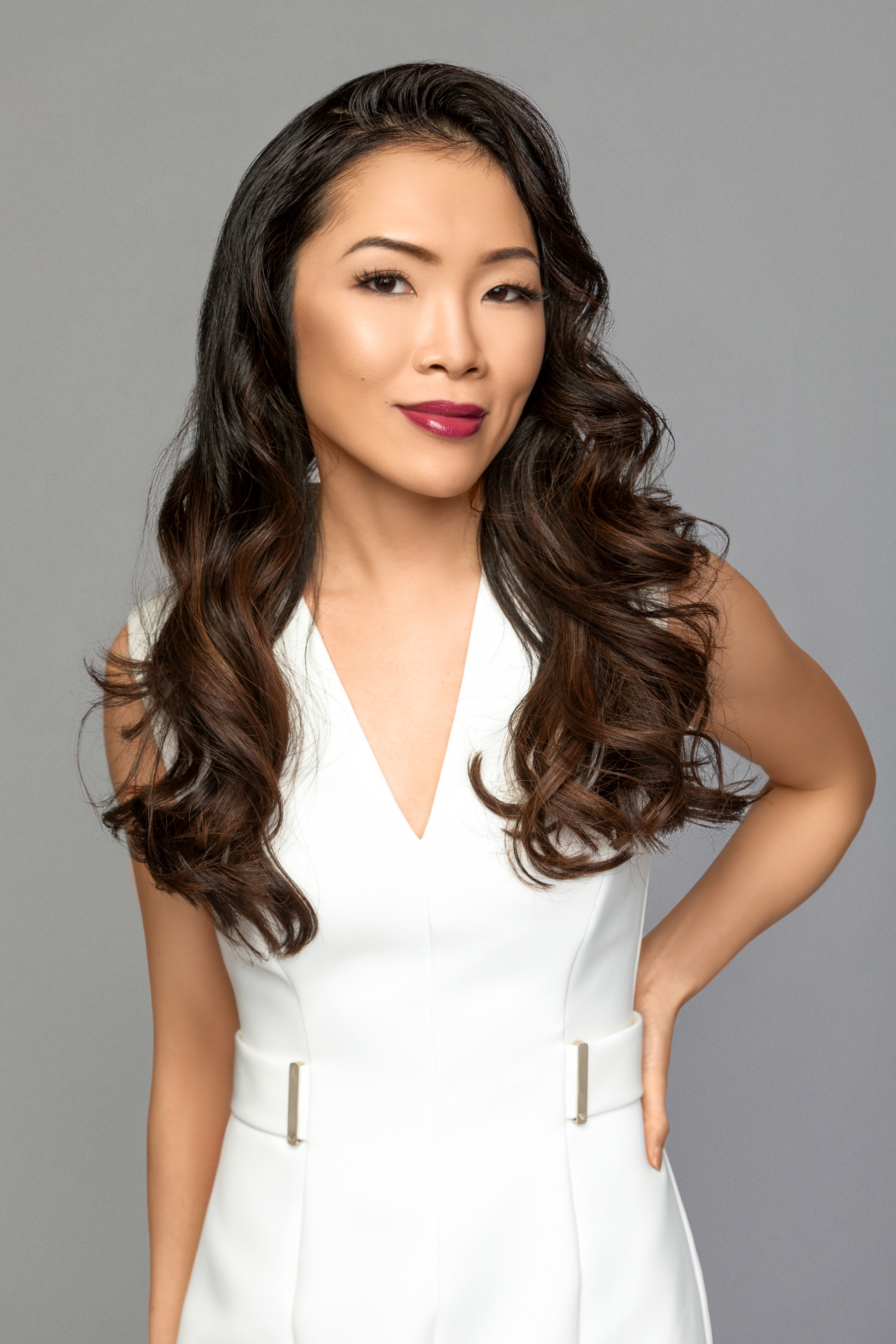 actor Claire Lanay large photo