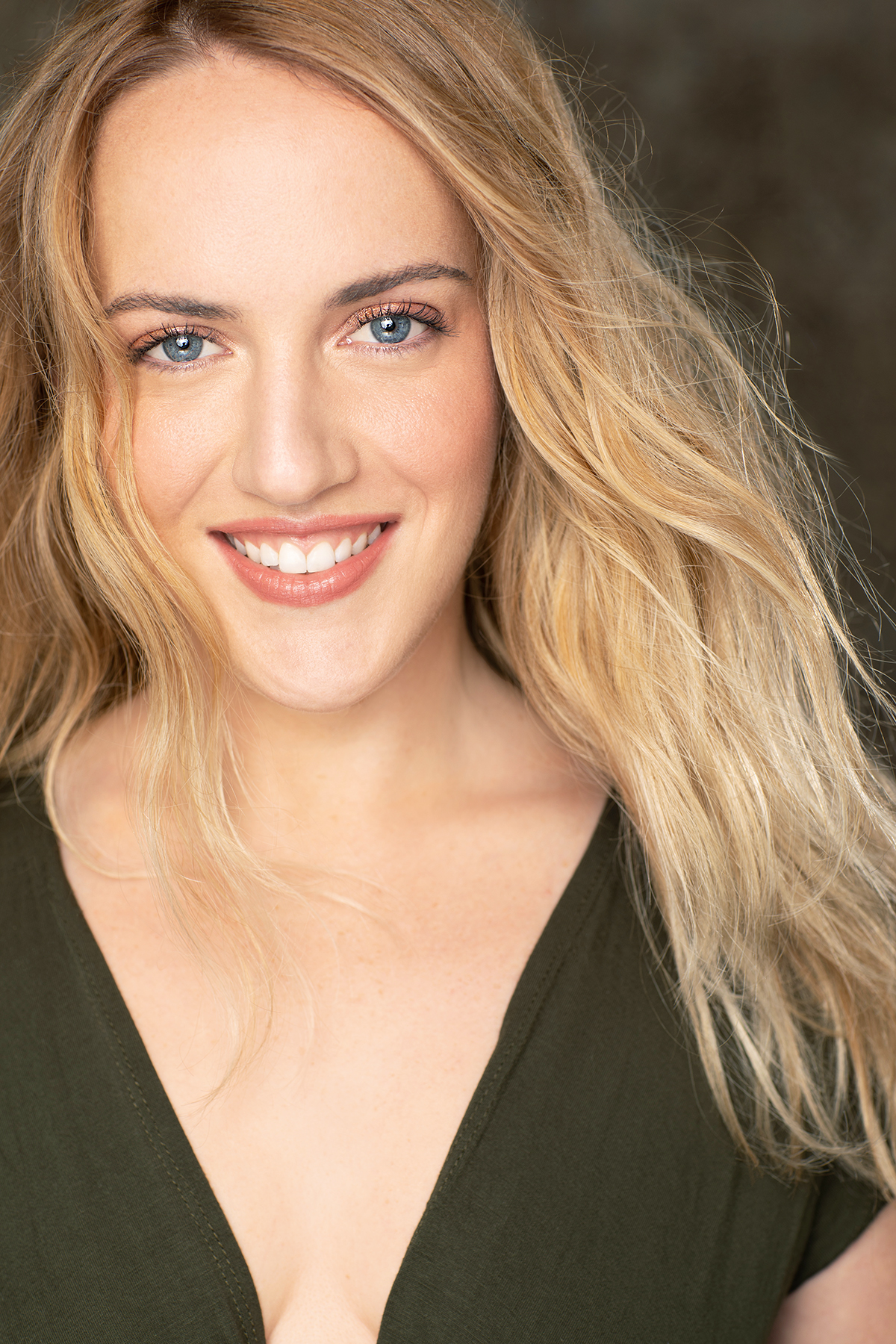 actor Stacy Snyder large photo