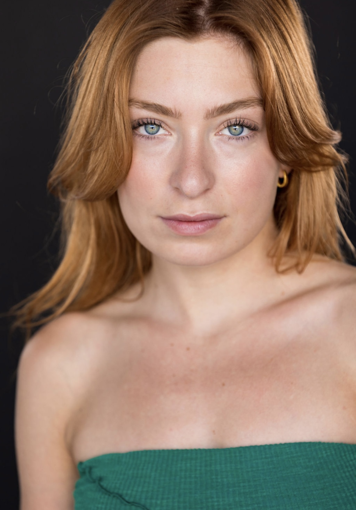 actor Arielle Cole large photo