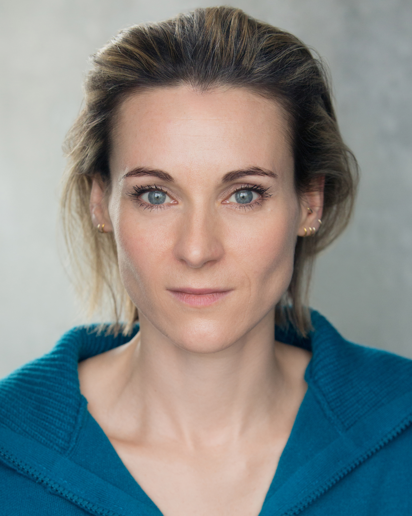 actor Emma Hartley-Miller large photo