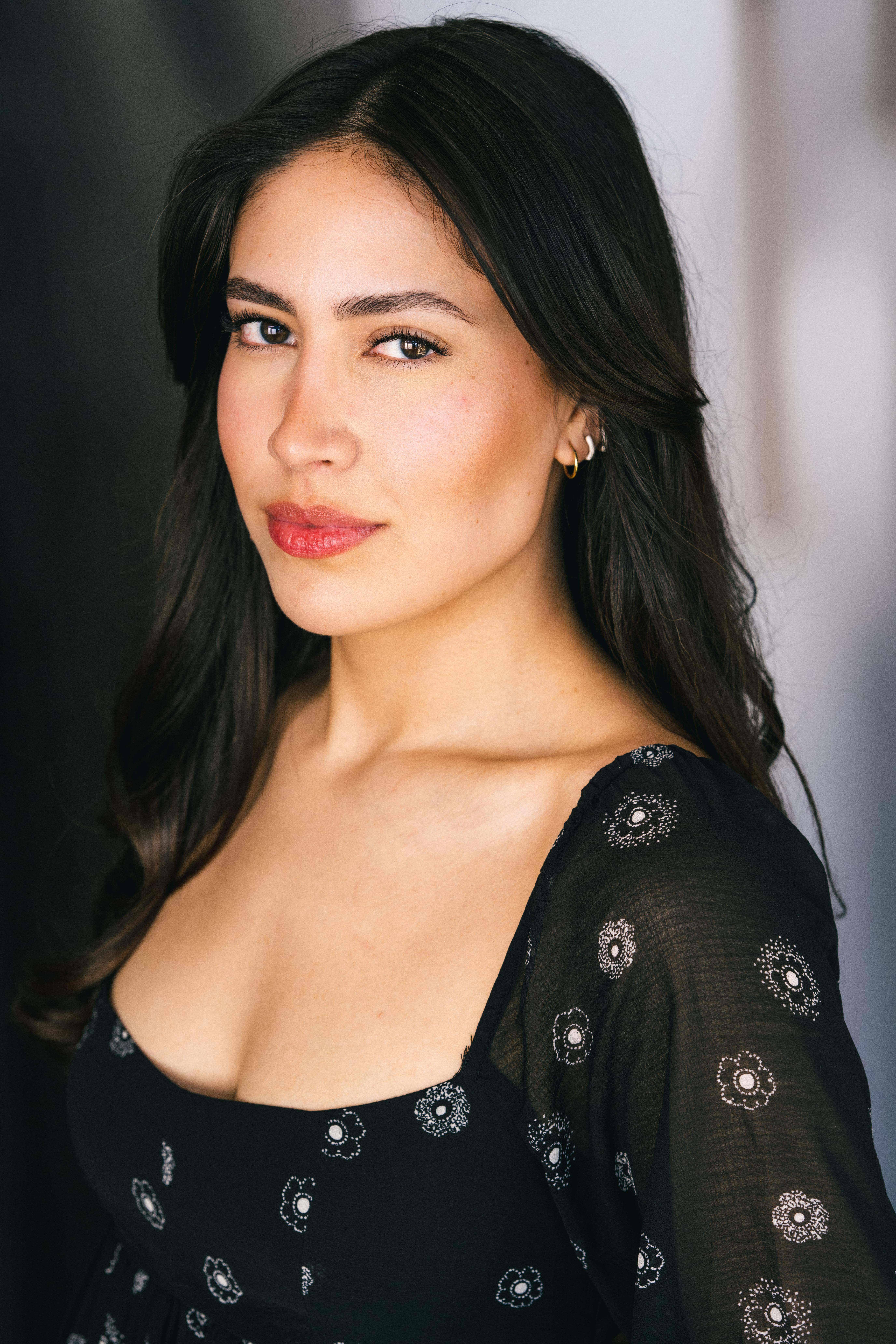 actor Karina Gale large photo