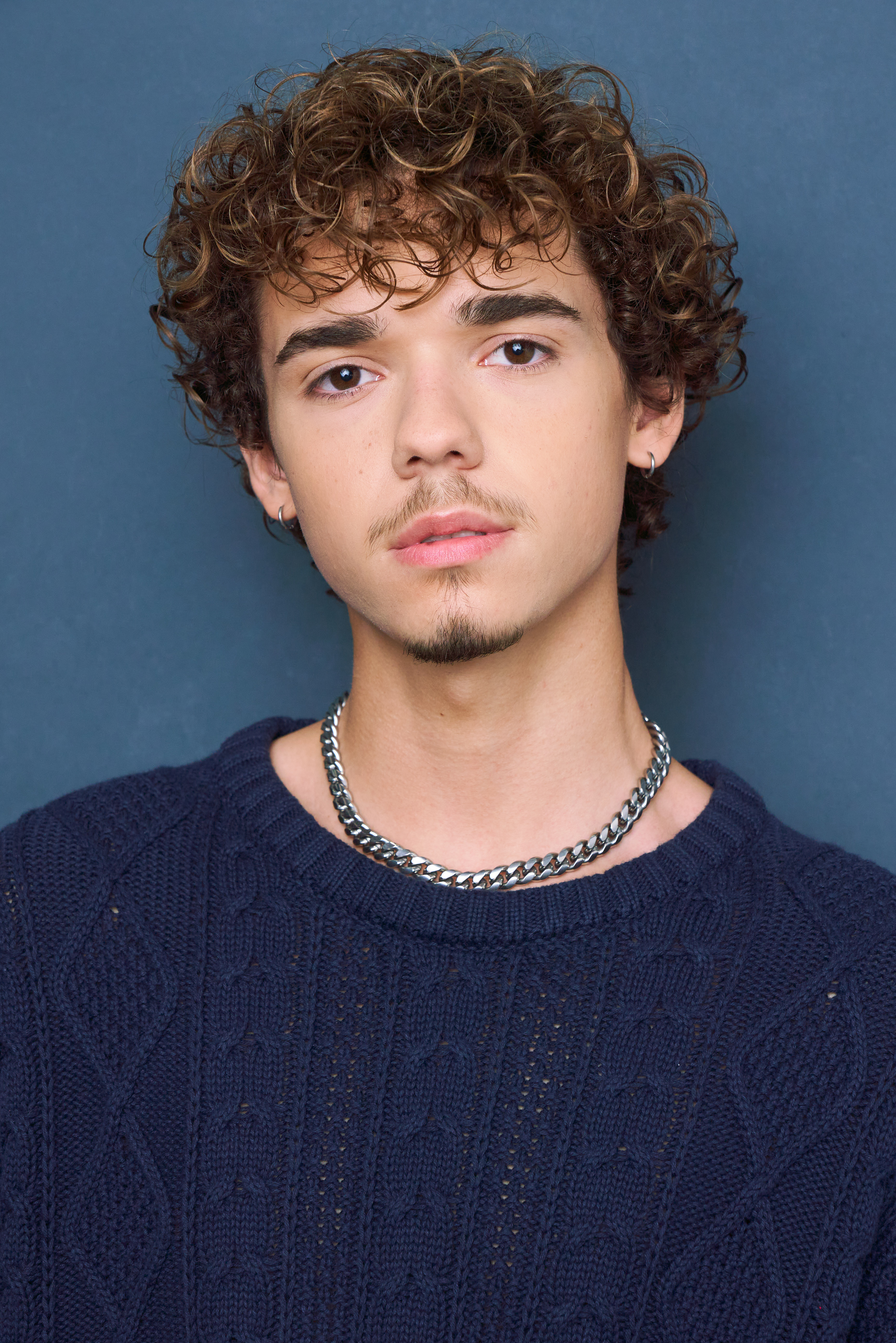 actor Angel Rivera large photo