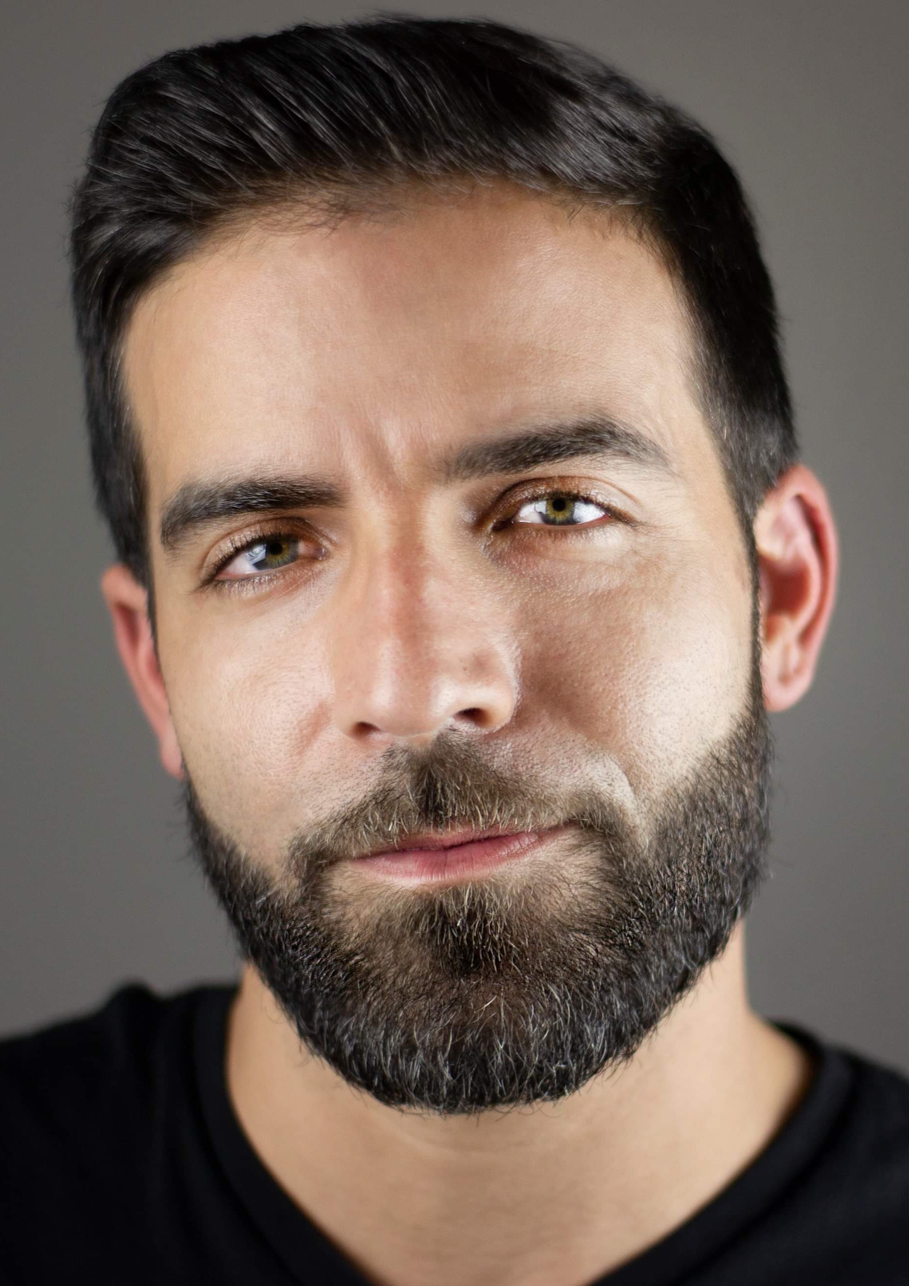 actor Tyler Noble large photo