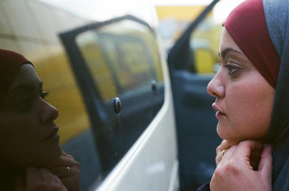 actor Shaden Kanboura large photo