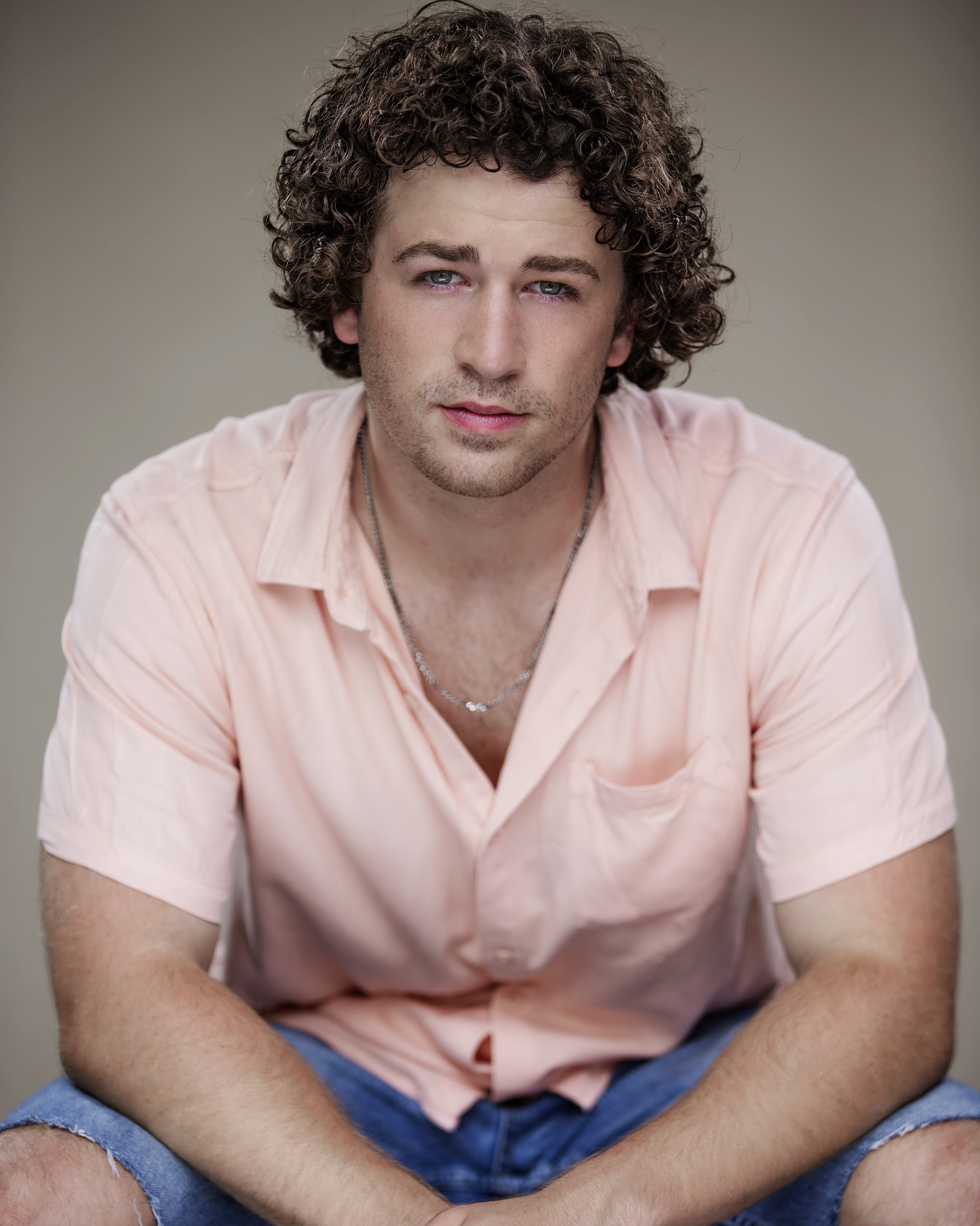 actor Baylee Arndt large photo