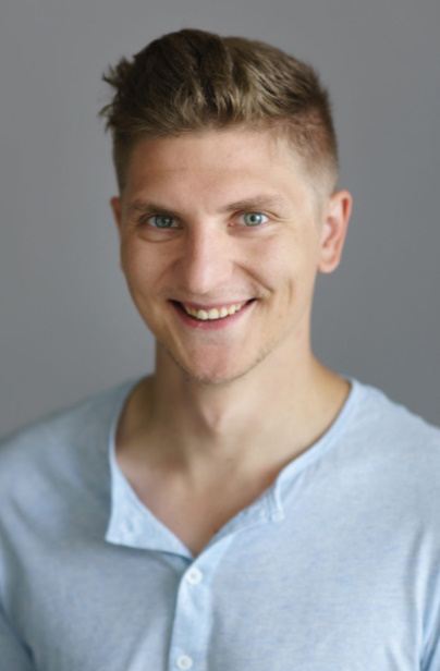 actor Paul Orlyanskiy large photo