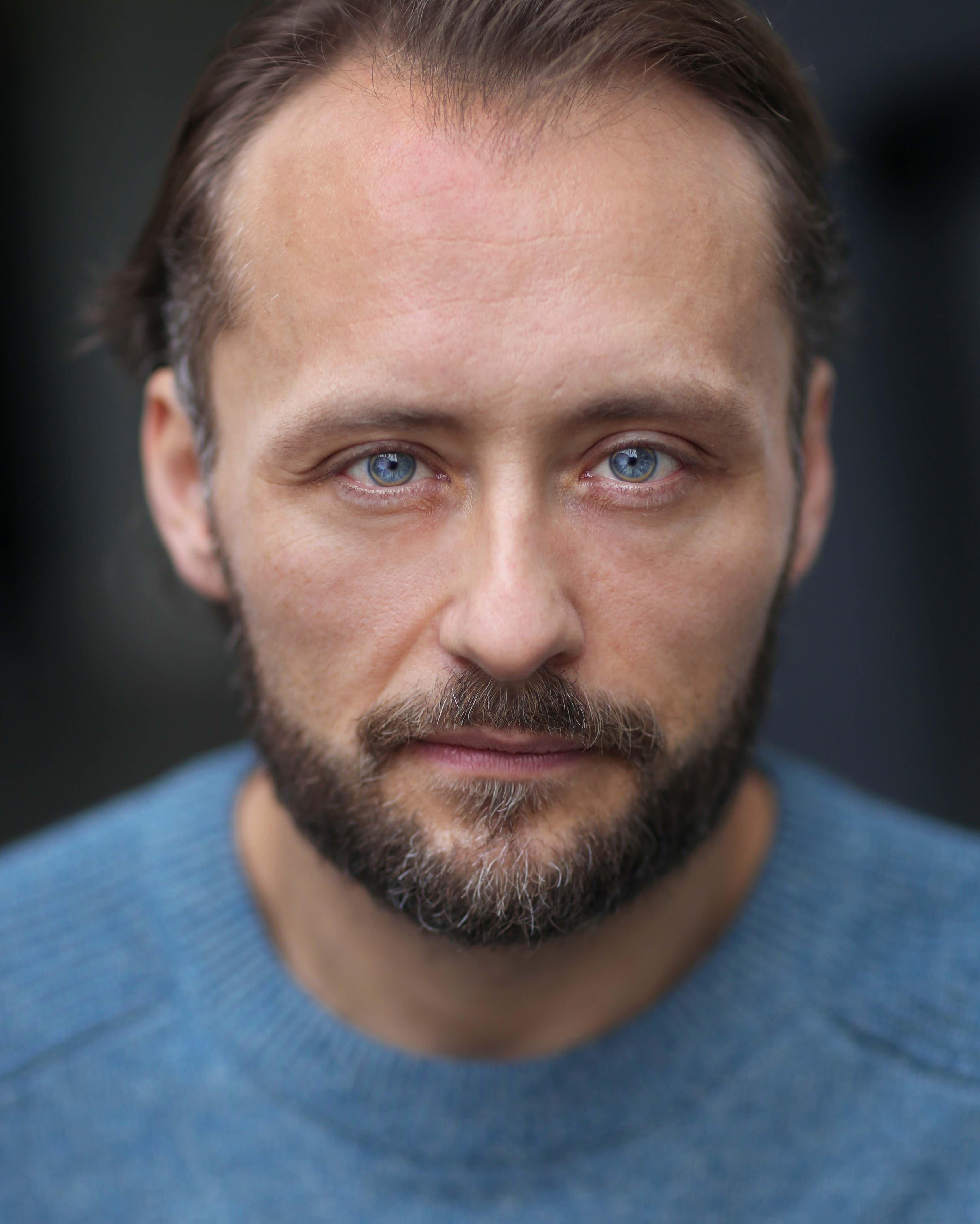 actor Alexander McMorran large photo