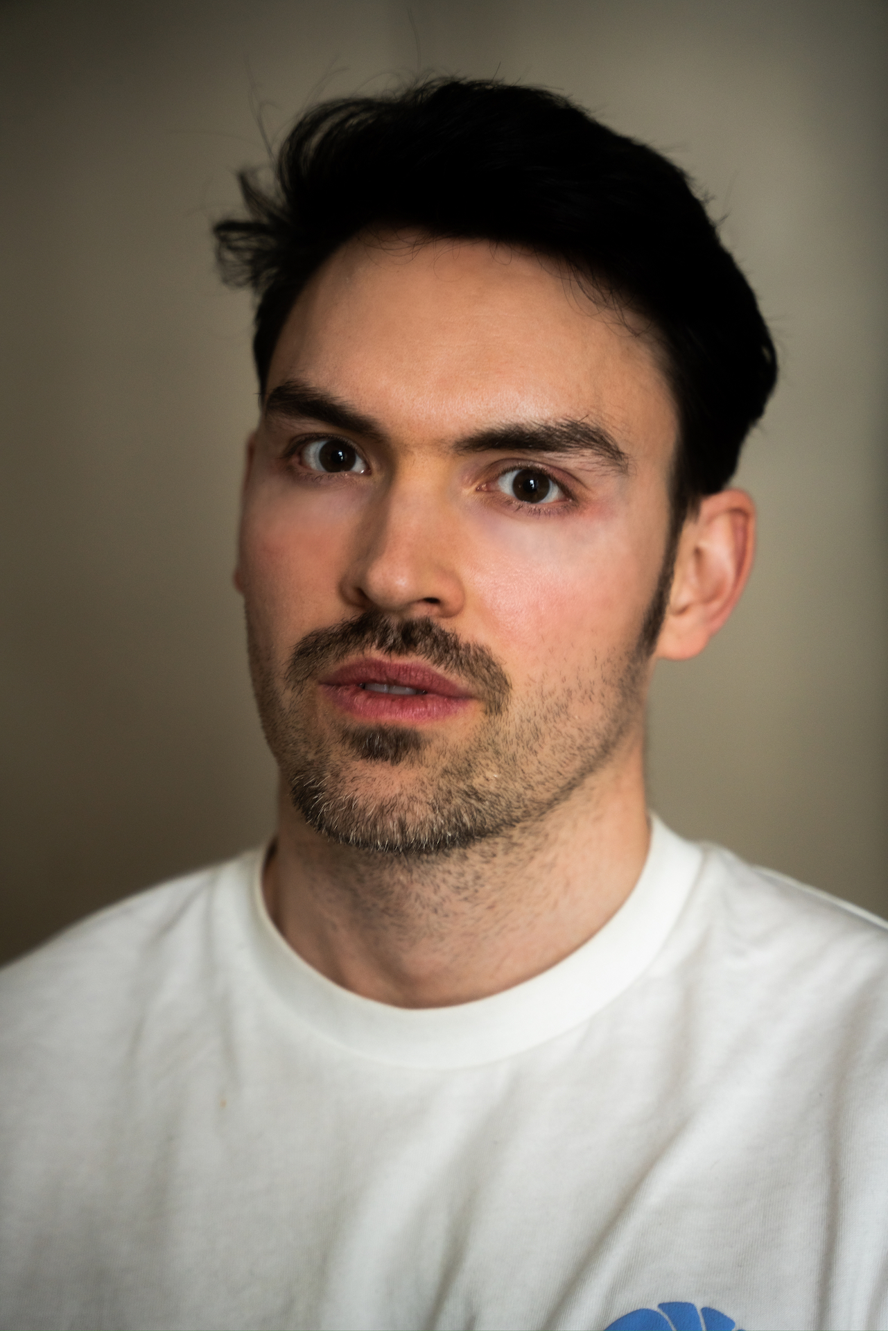 actor Arron Blake large photo