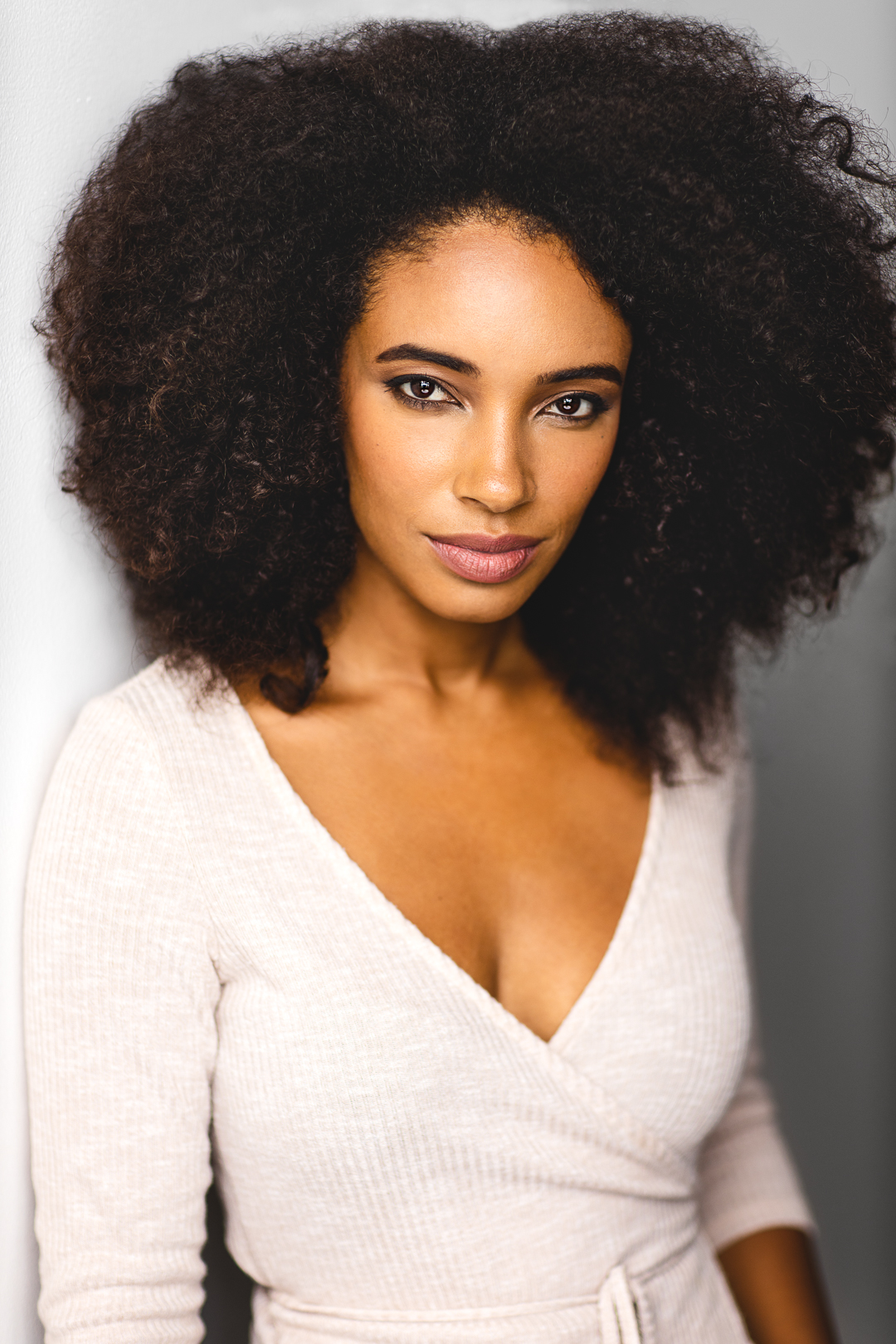 actor Jessica Thomas large photo