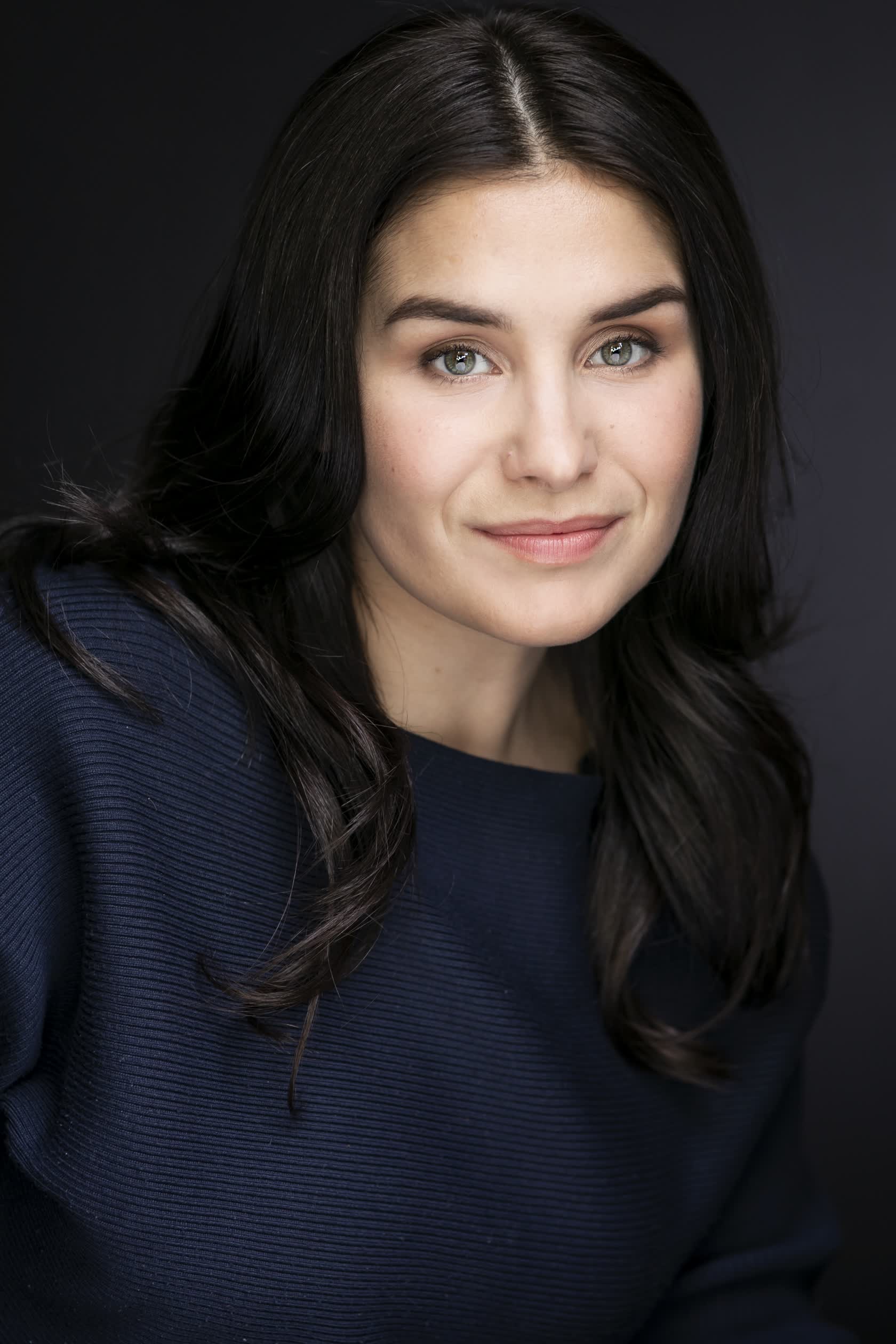 actor Emma Draper large photo