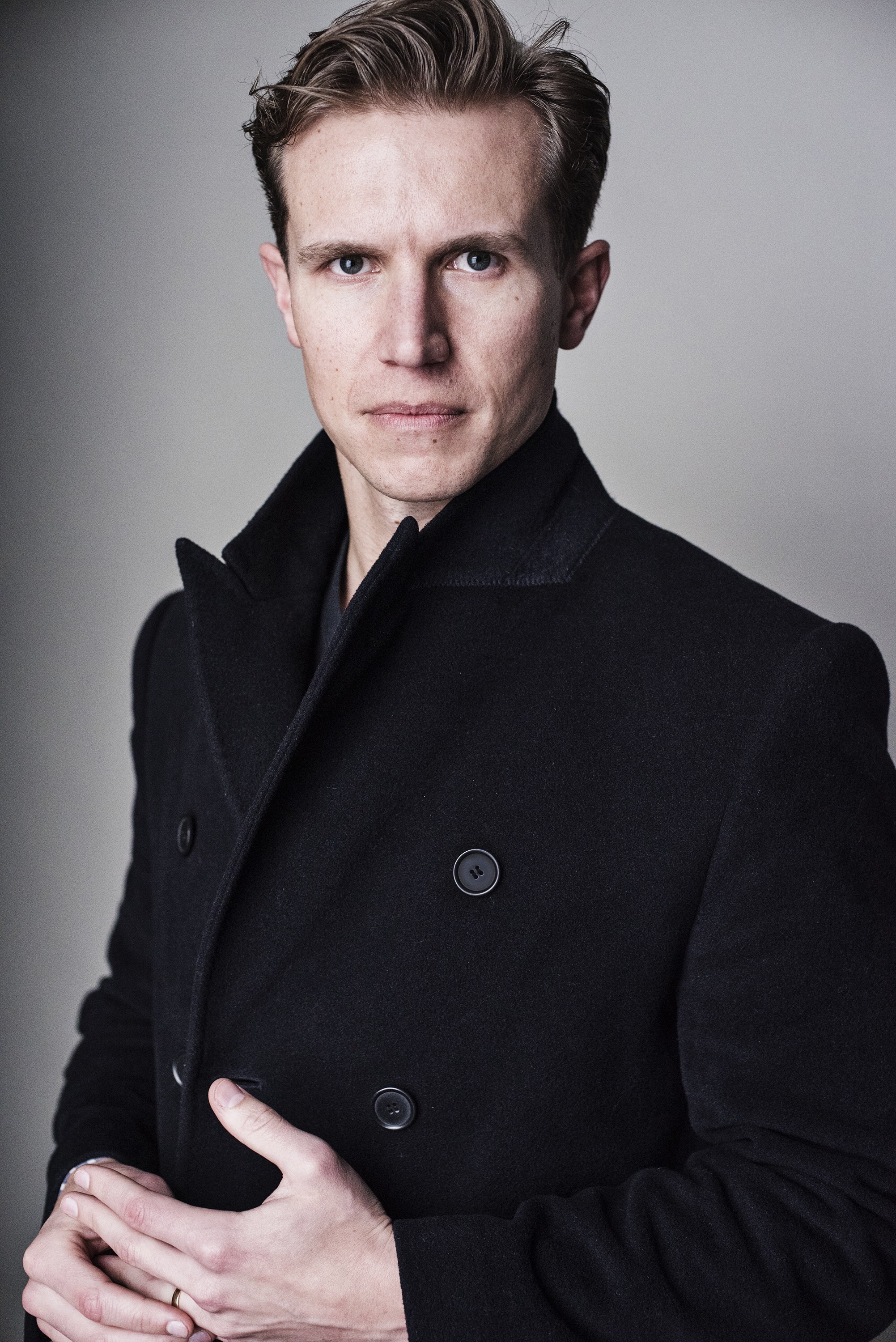 actor Daniel Attwell large photo