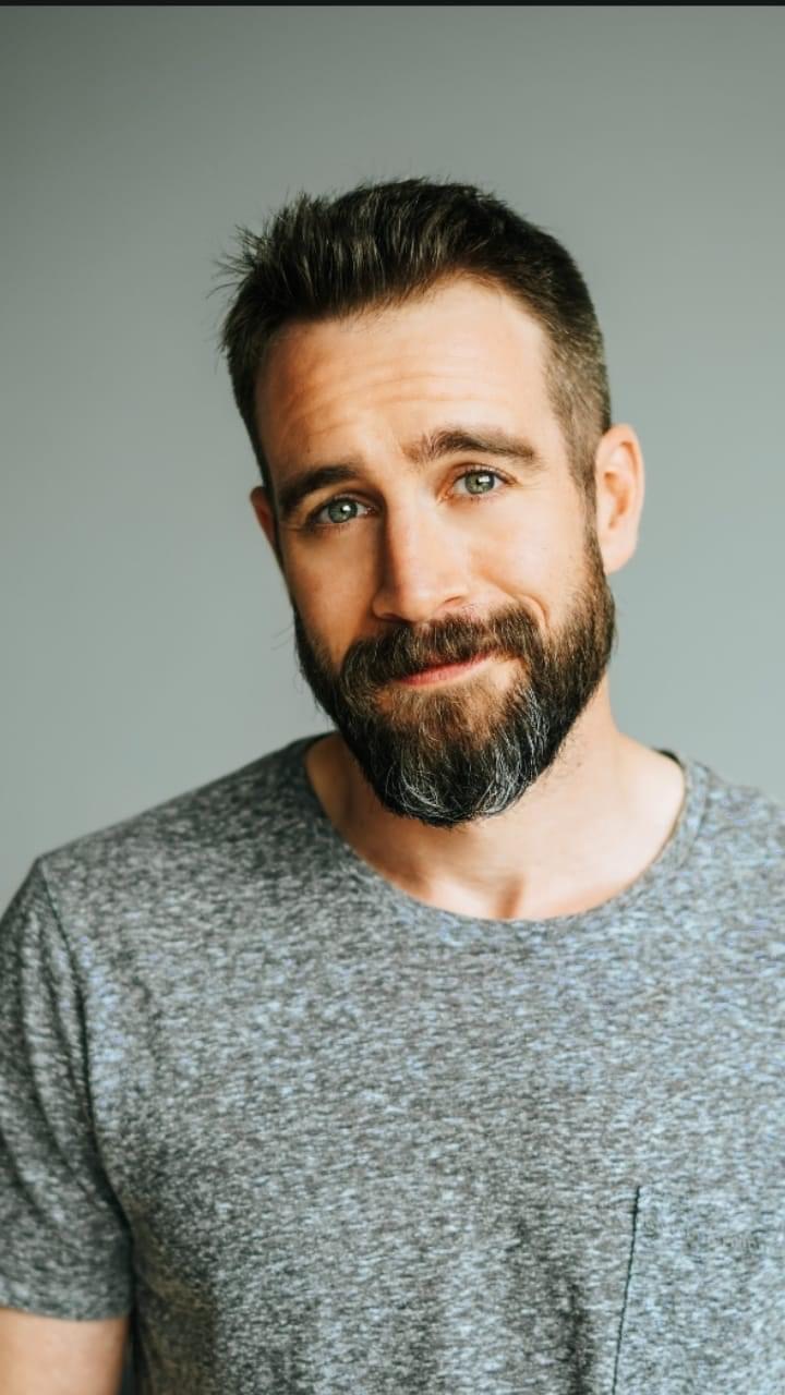 actor Danny McLeod large photo