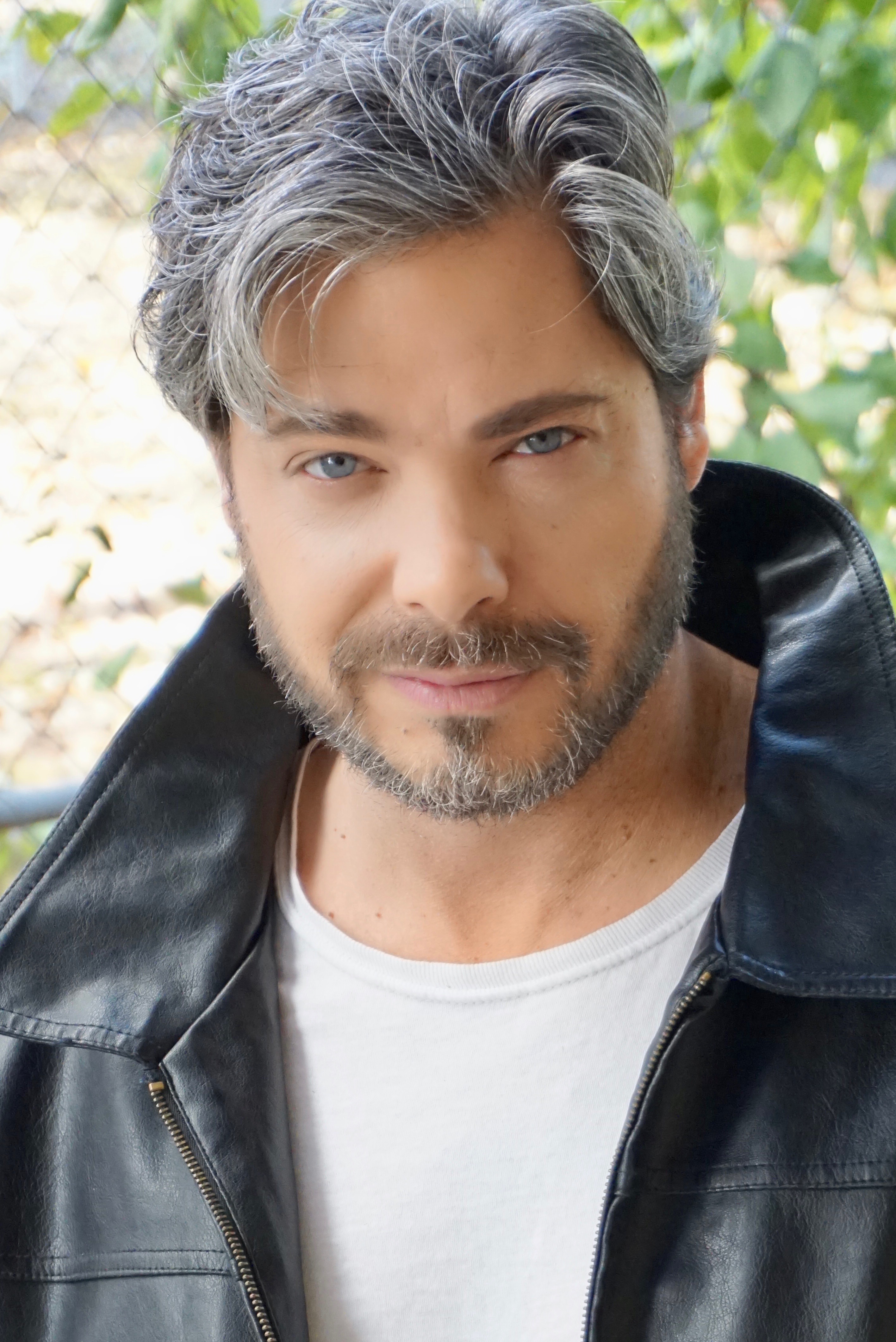 actor Geno Romo large photo