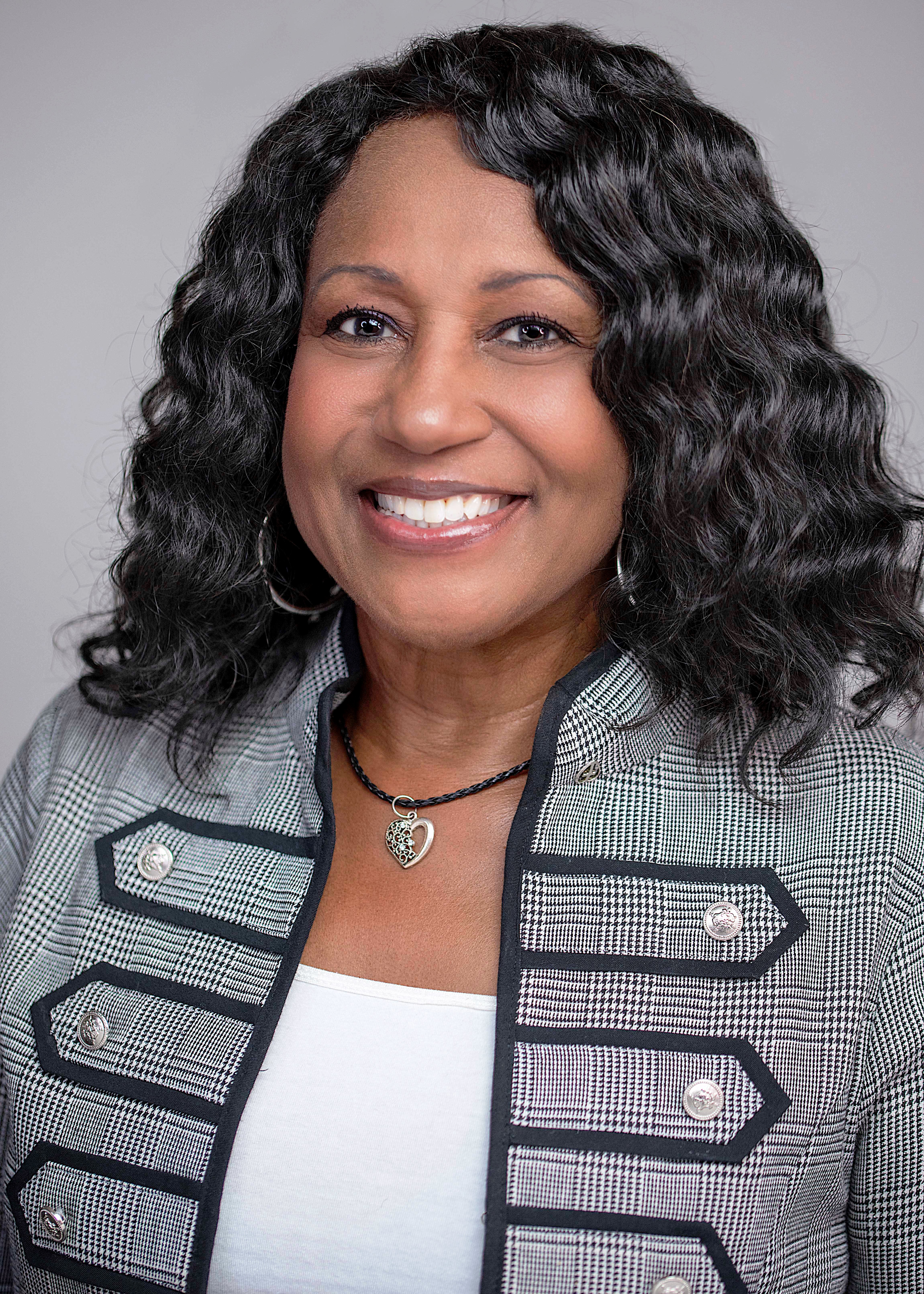 actor Trish D. Powell large photo