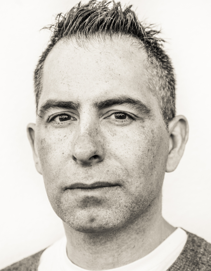 actor Michael Arias large photo