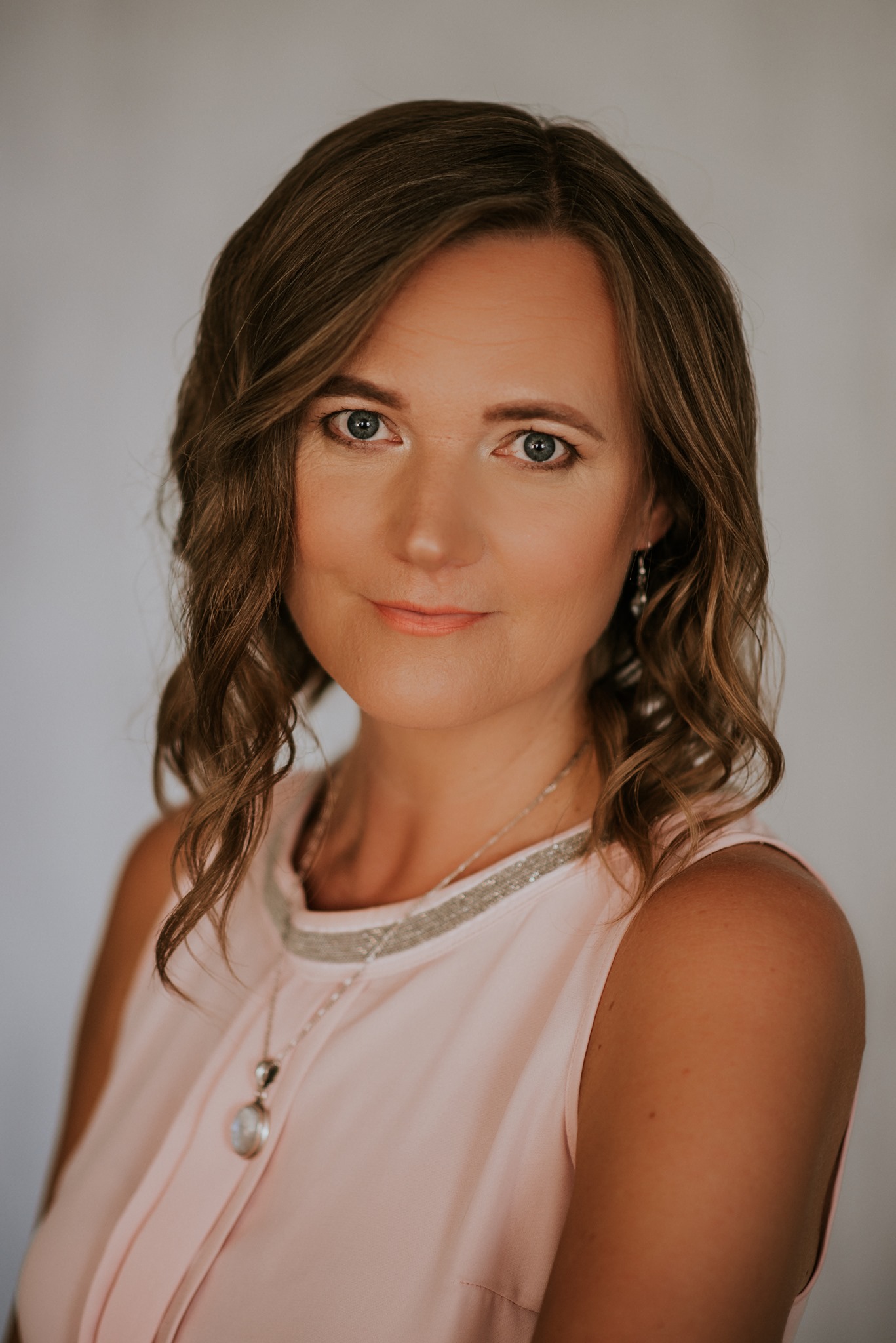 actor Helen Anvelt large photo