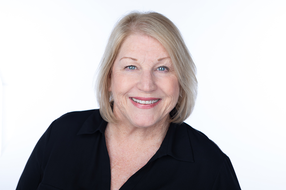 actor Katherine Forbes large photo