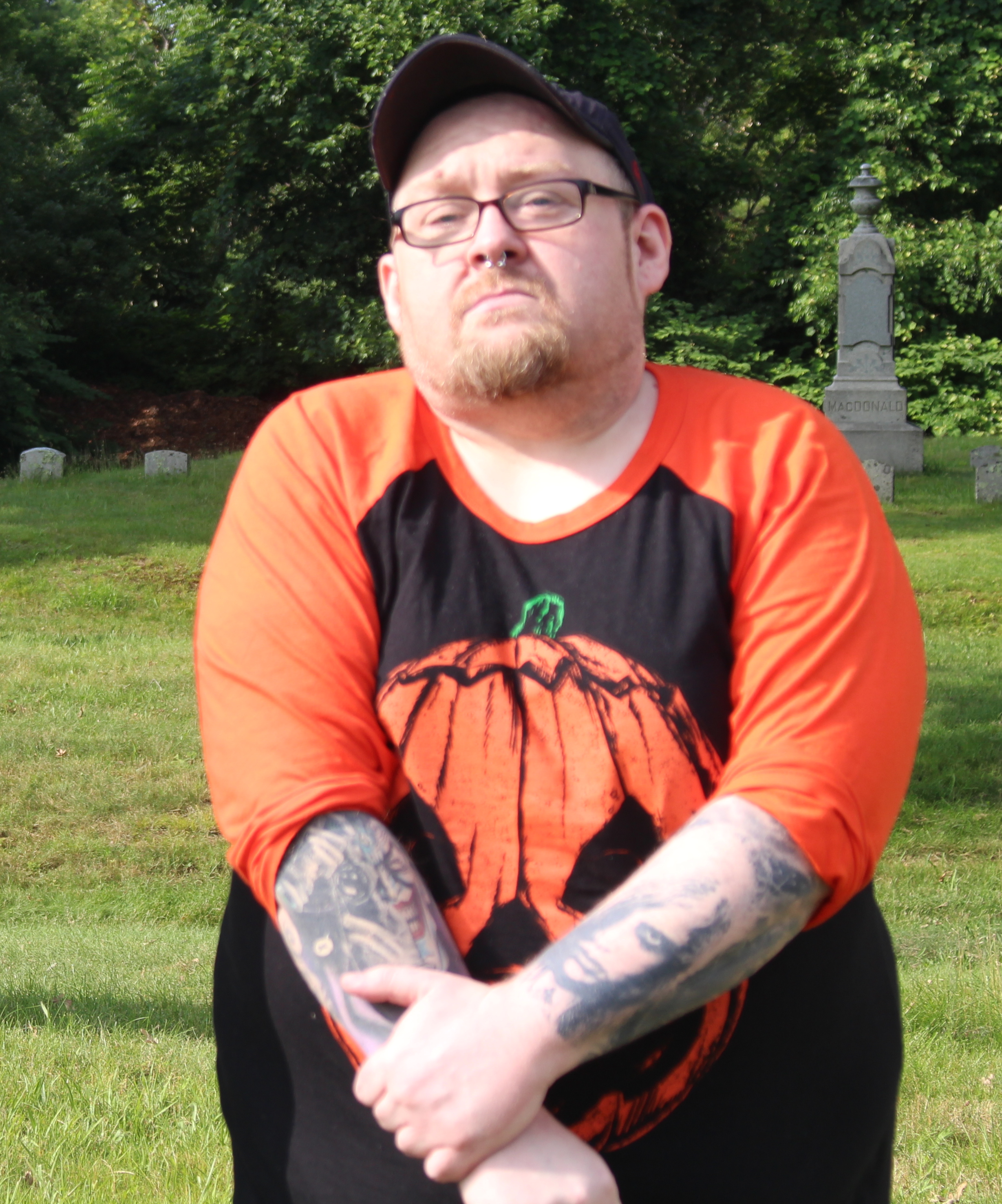 actor Dave Maggot large photo