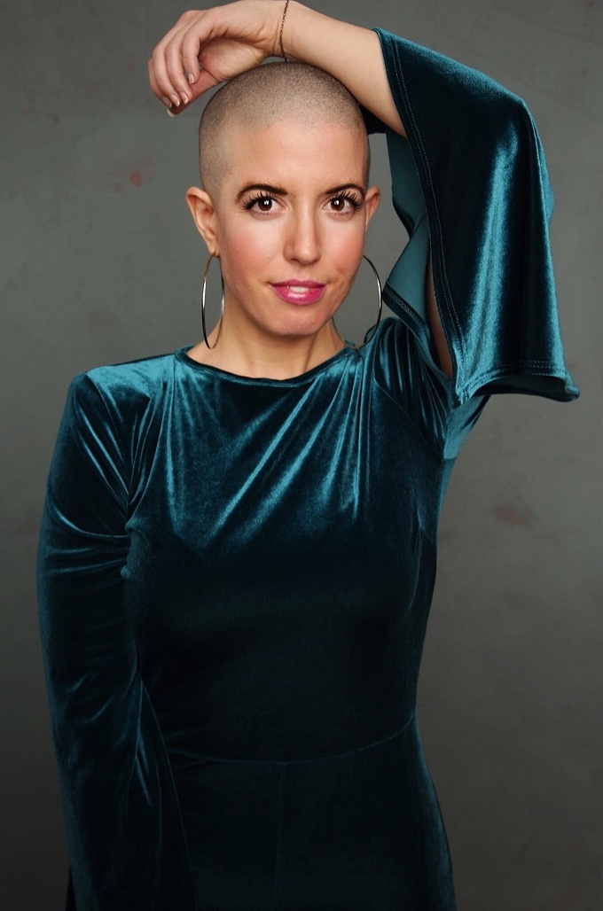 actor Amanda Giobbi large photo