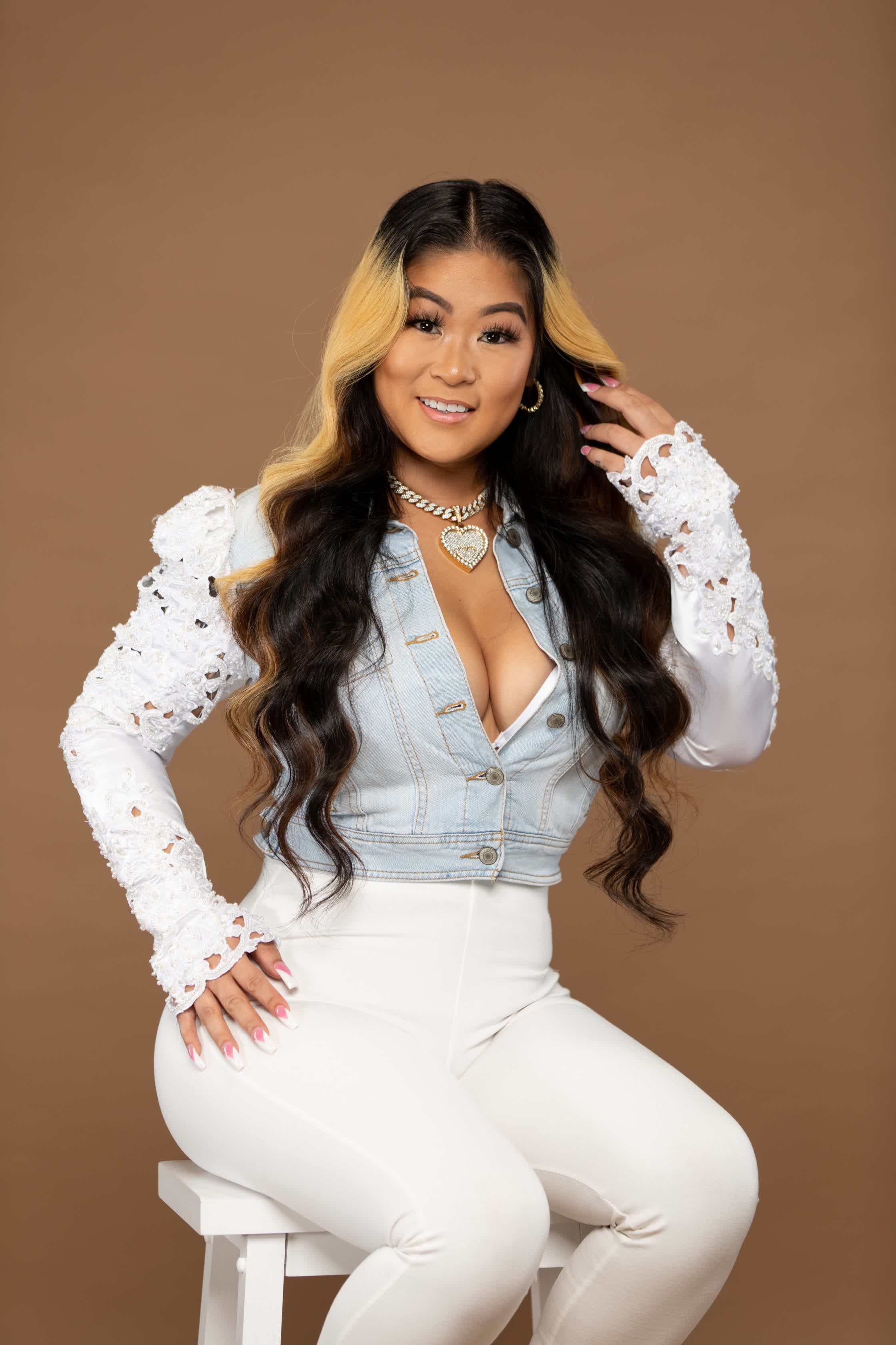 actor Sarah Evalt large photo