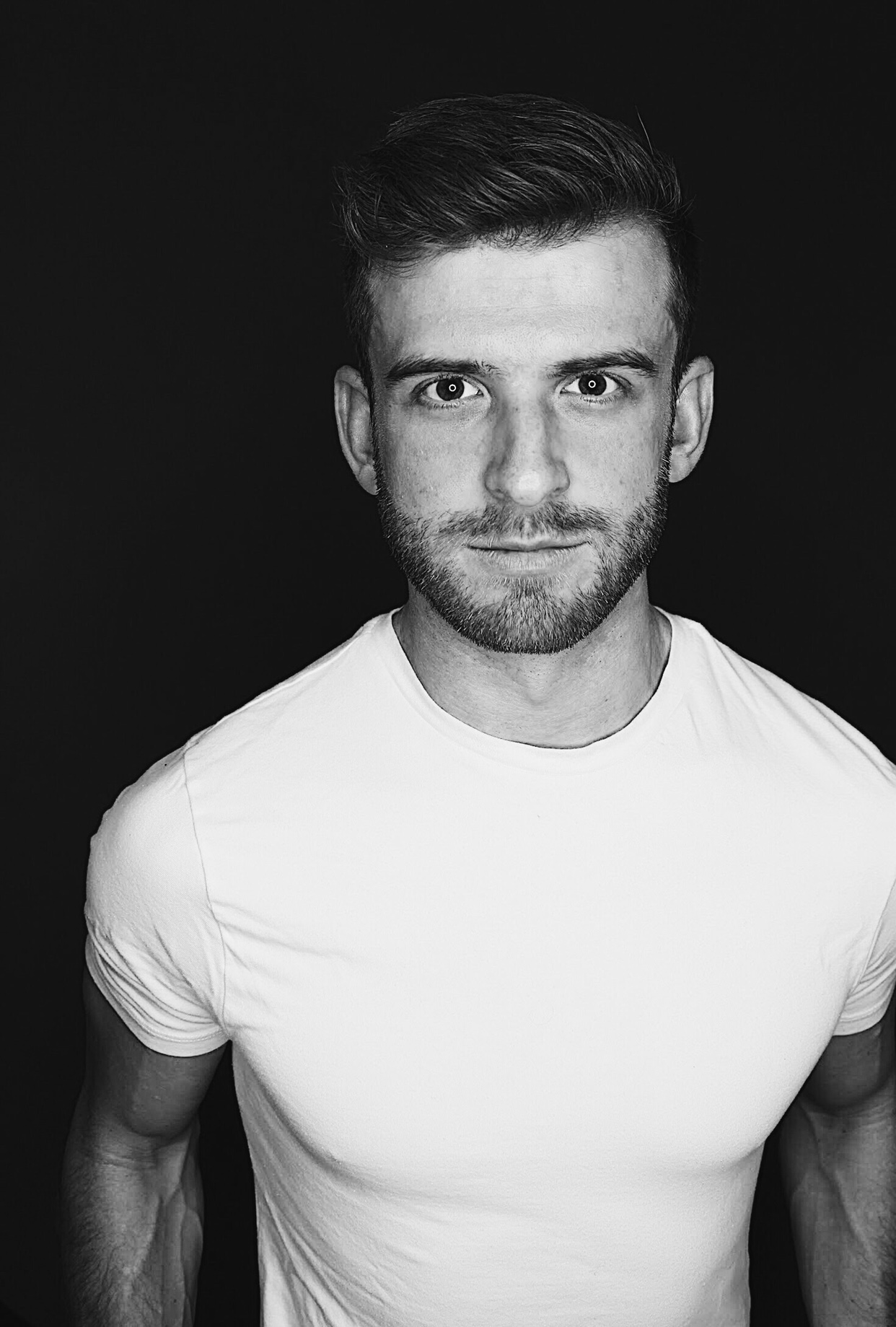 actor Matt Maretz large photo