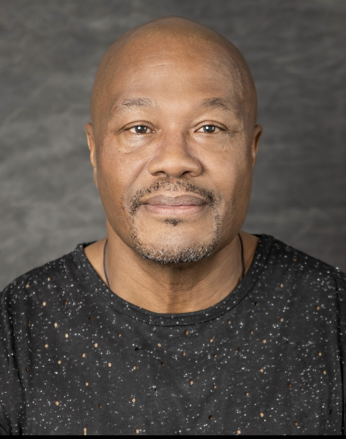 actor Larry McClay large photo