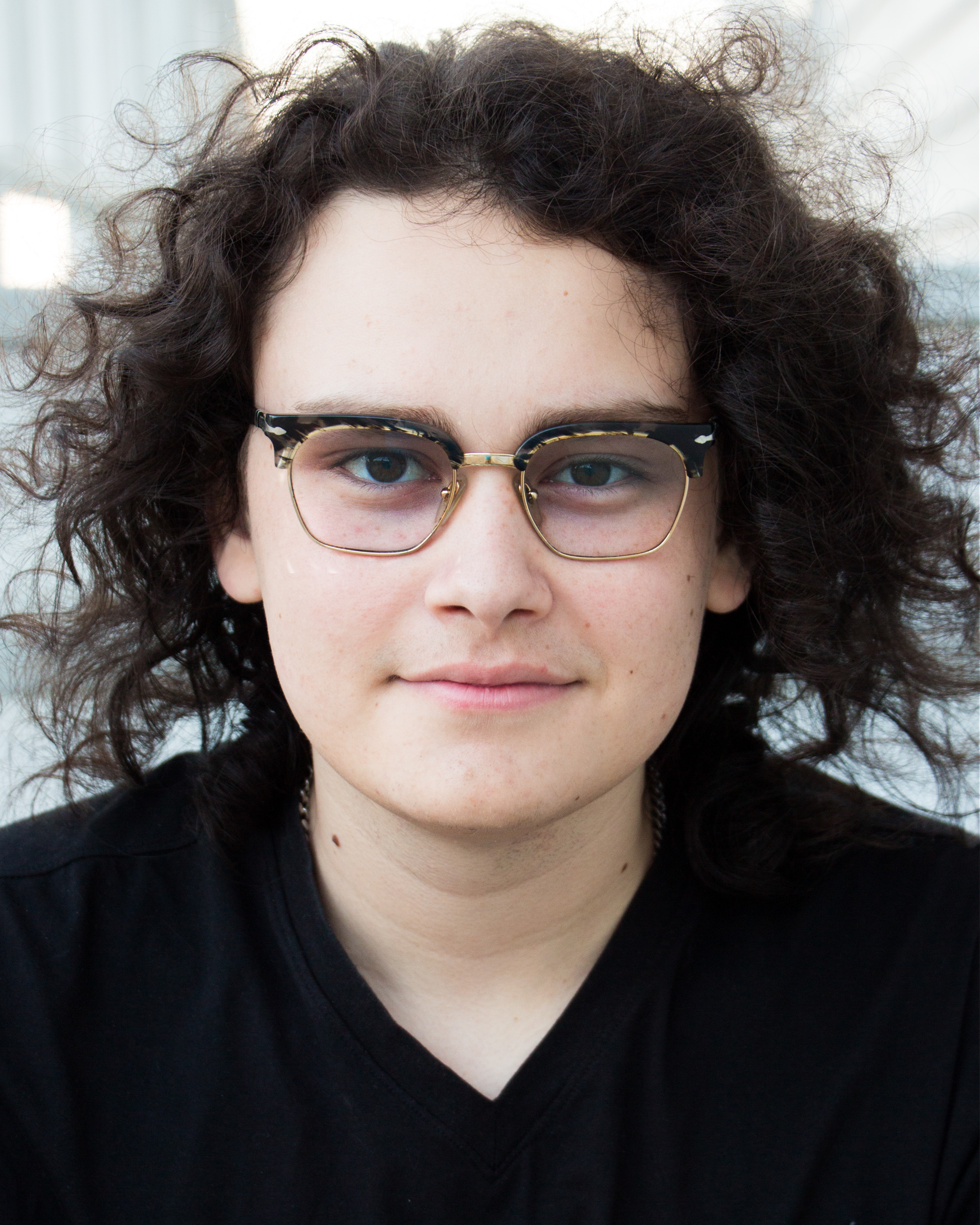 actor Max Steinberg large photo