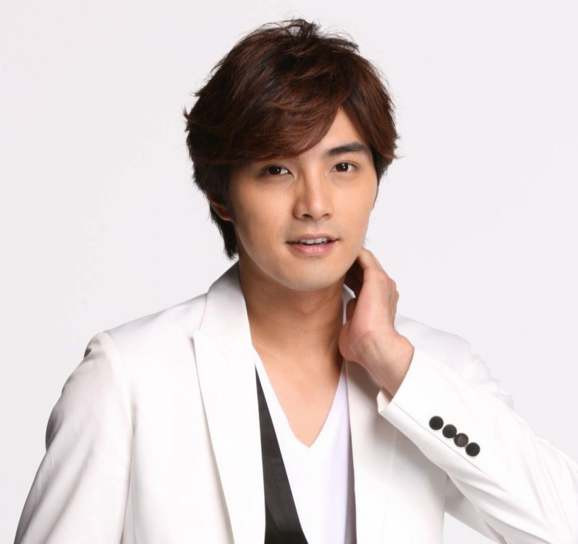 actor Mike Ho large photo