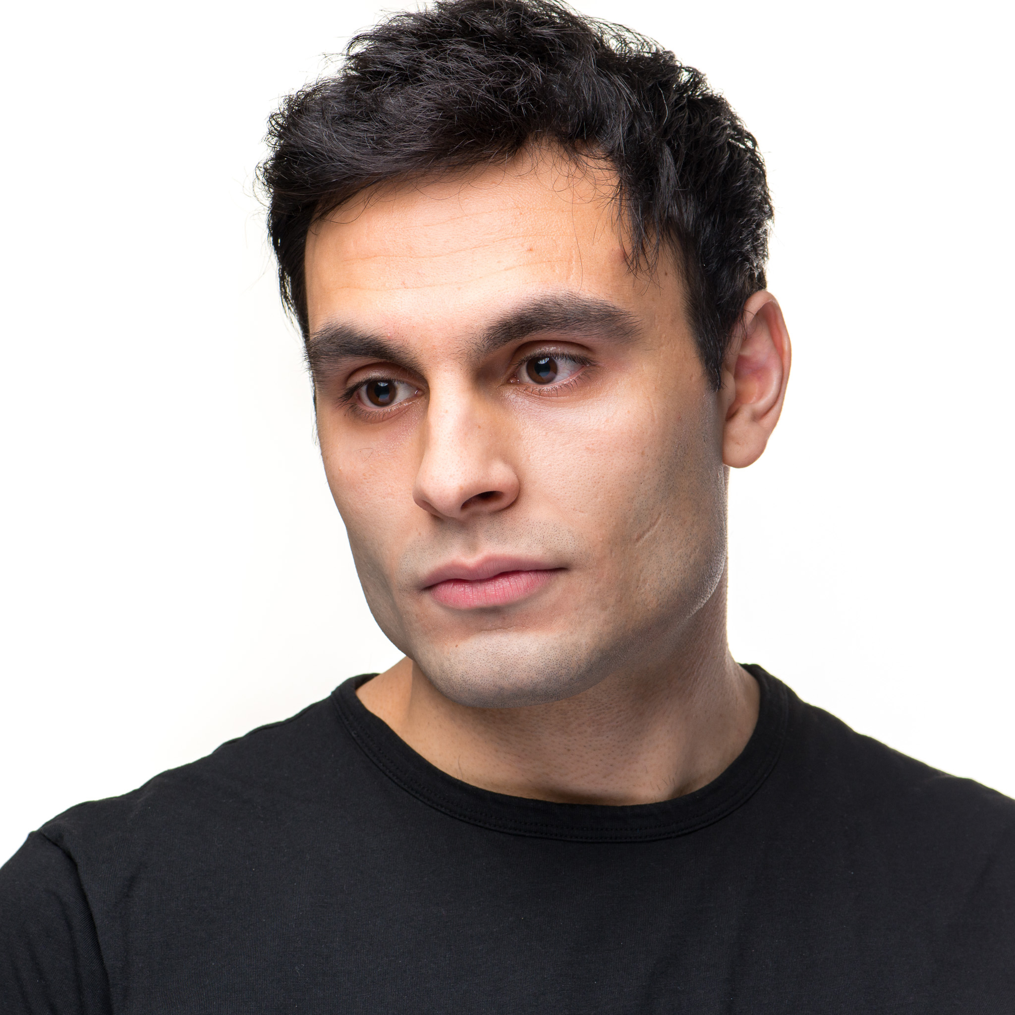 actor Okan Akdag large photo