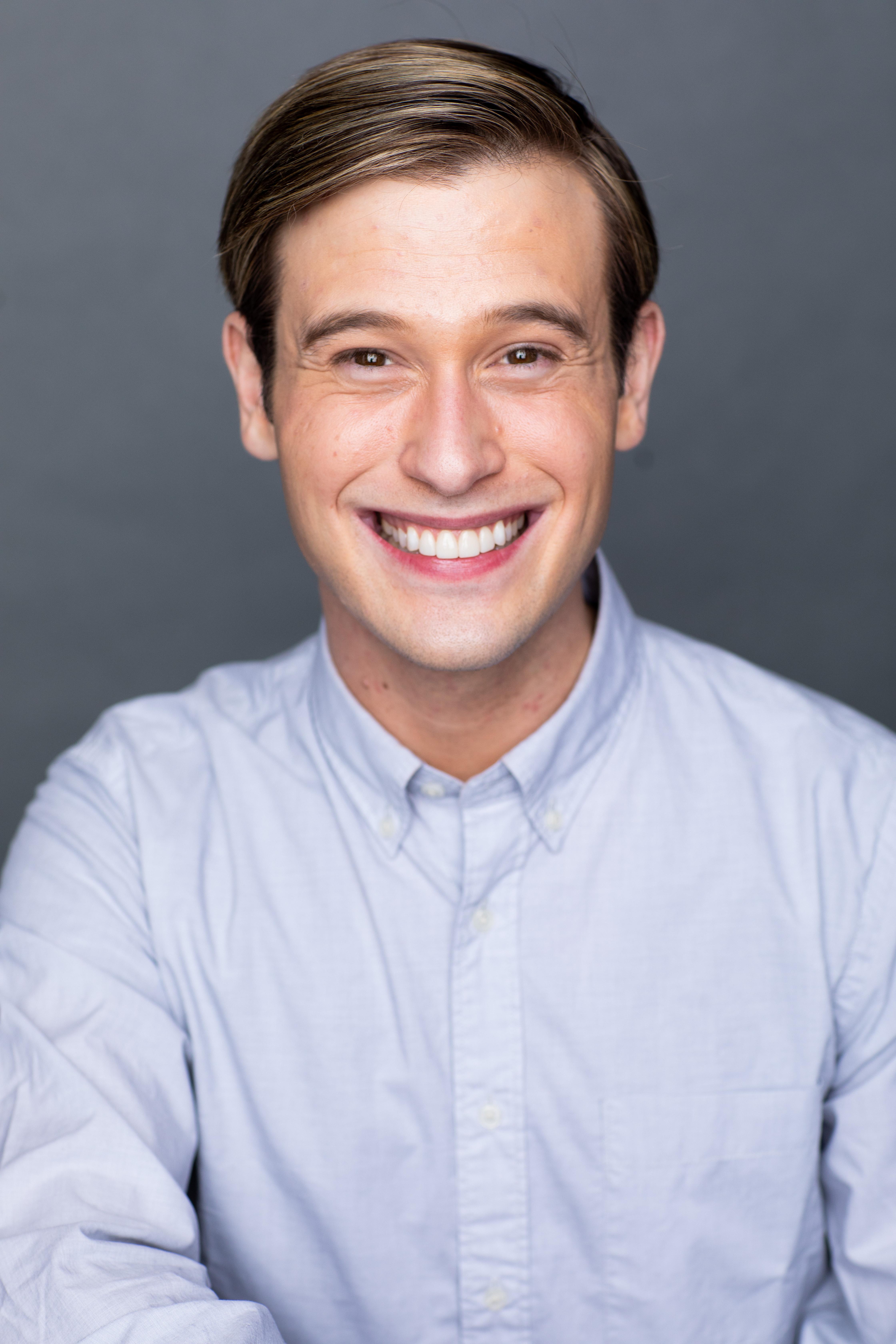 actor Tyler Henry large photo