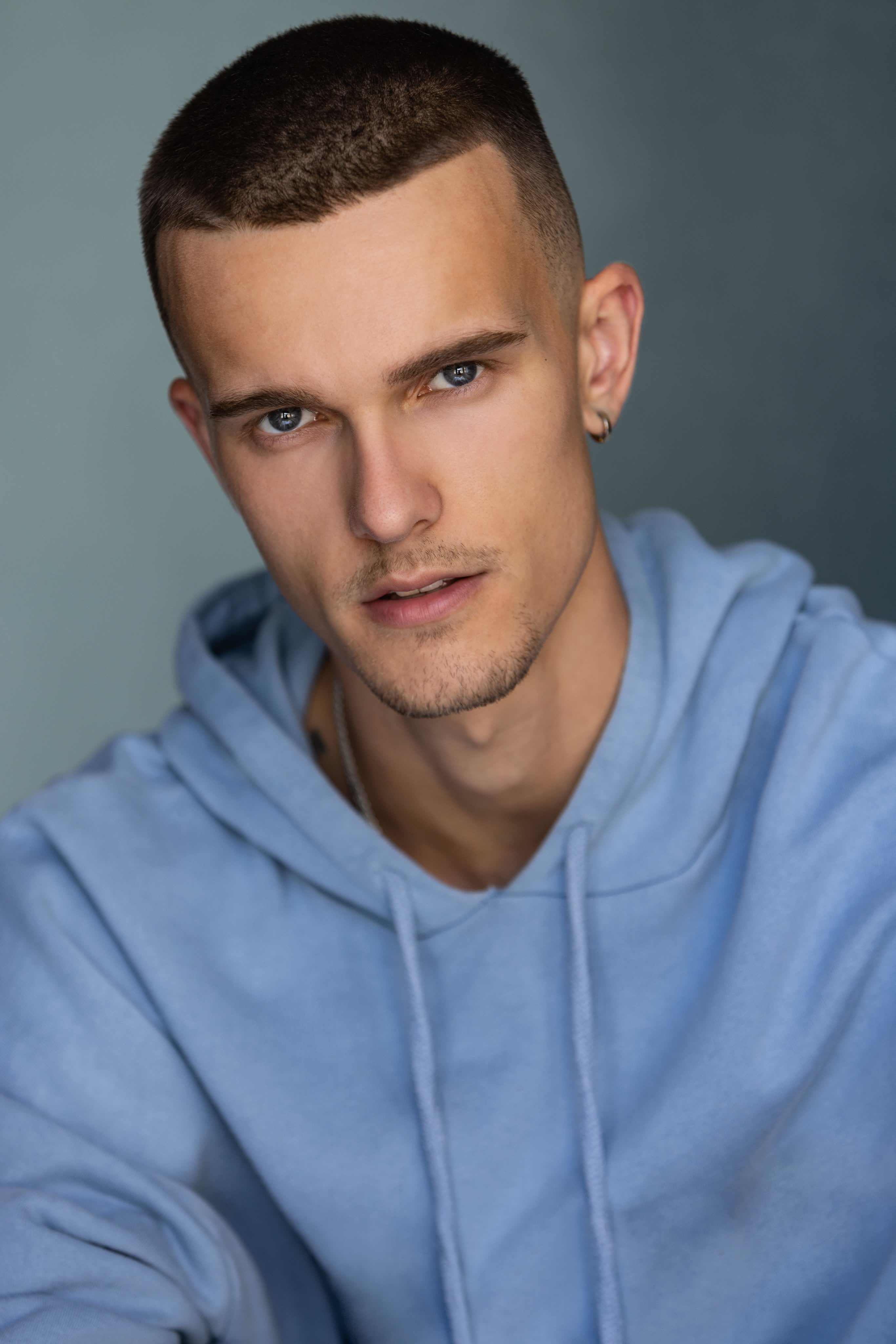 actor Harrison Watson large photo