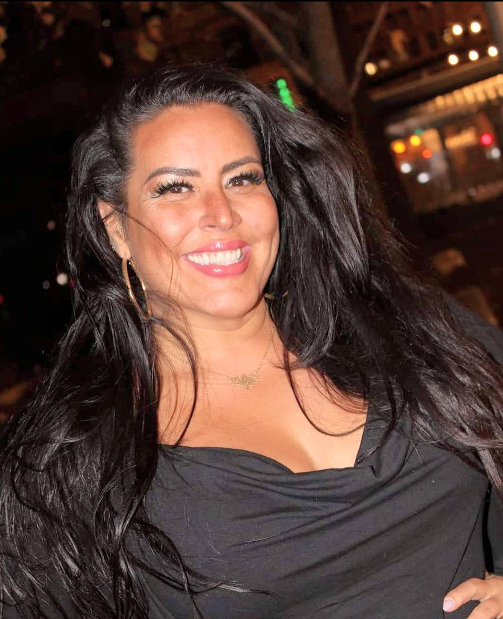 actor Benita Santillanes large photo