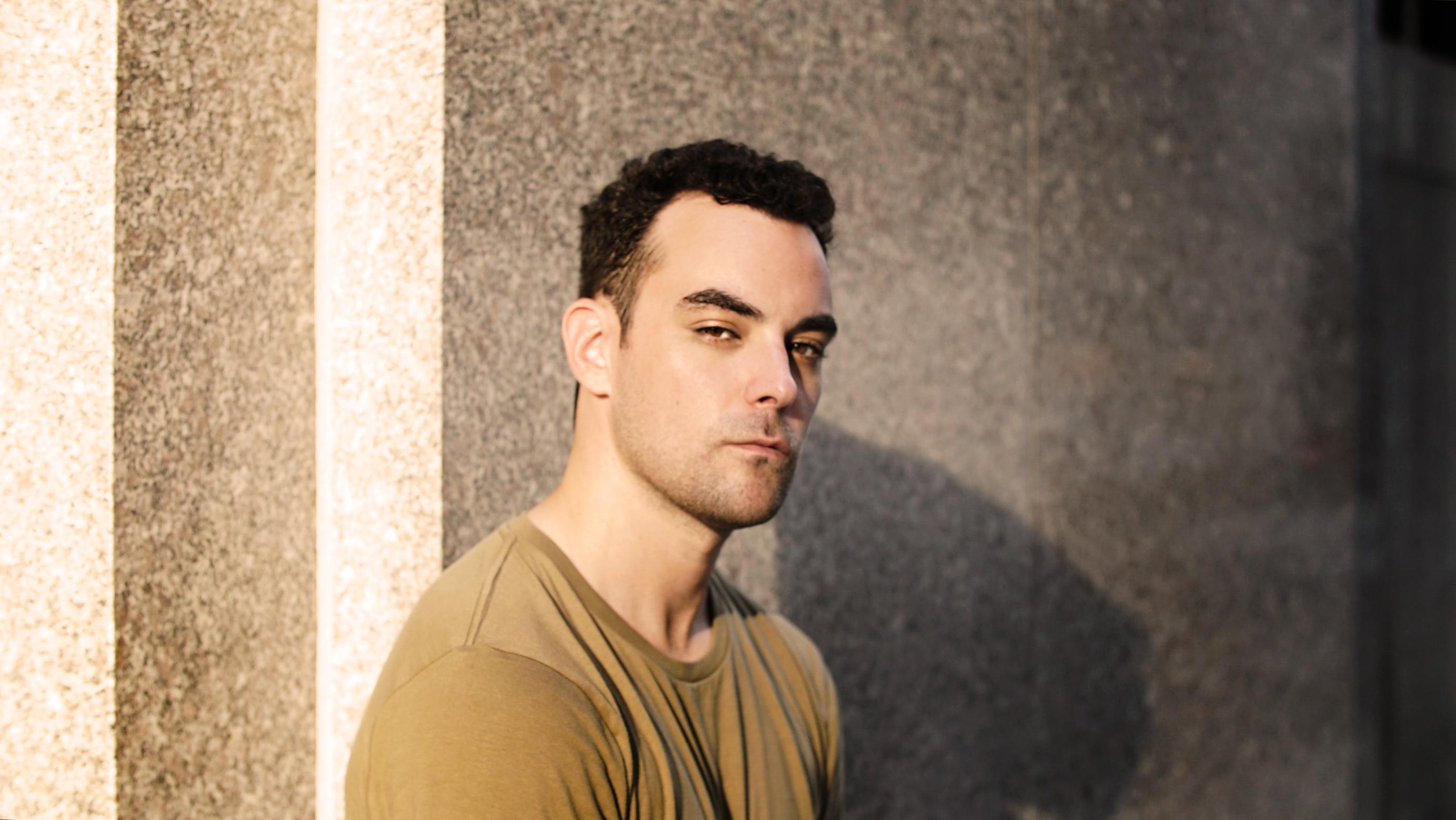 actor Johnny Ferri large photo