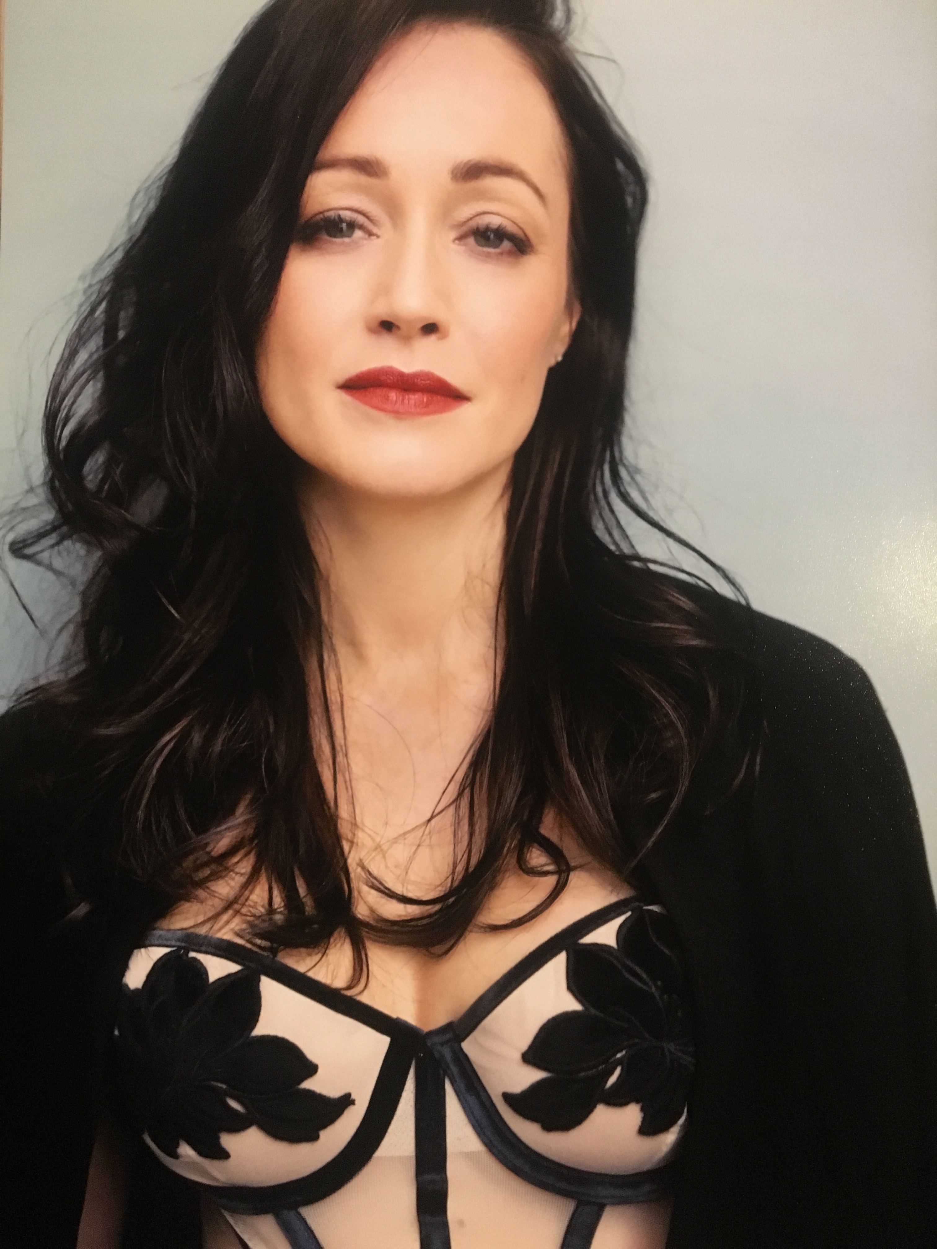 actor Catherine Howard large photo