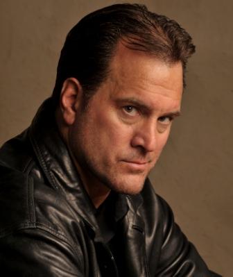 actor Chris Pera large photo