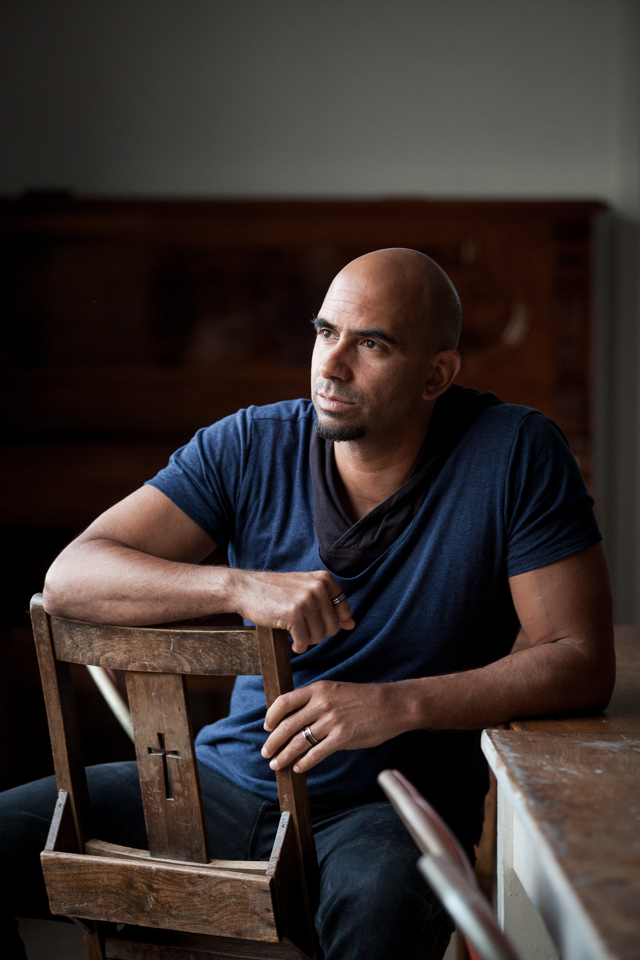 actor Adam McConvell large photo