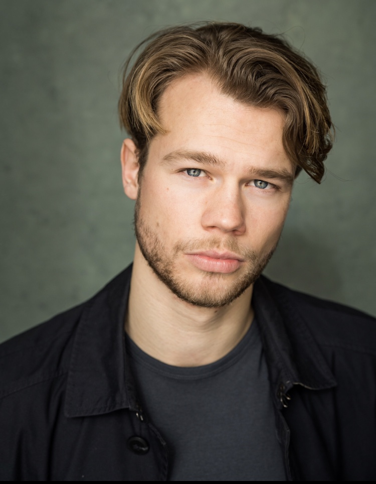 actor David Elsendoorn large photo