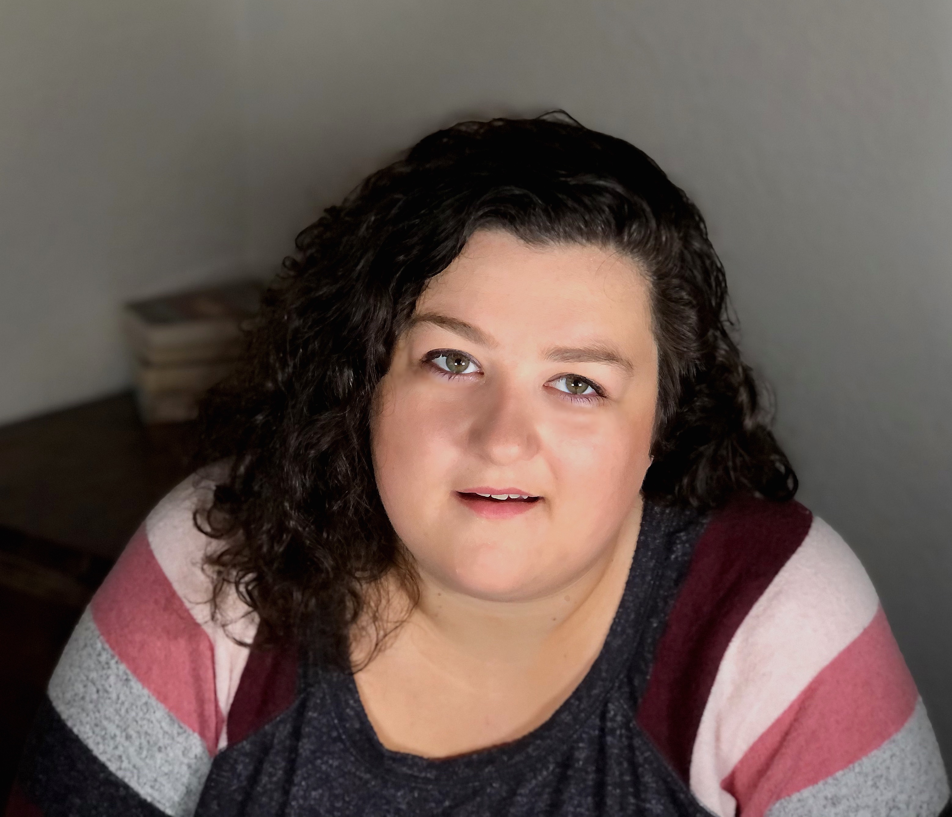 actor Ellen Young large photo