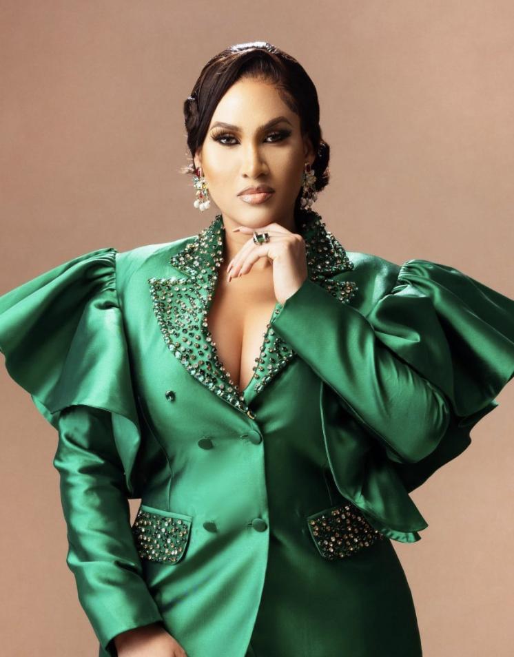 actor Caroline Danjuma large photo