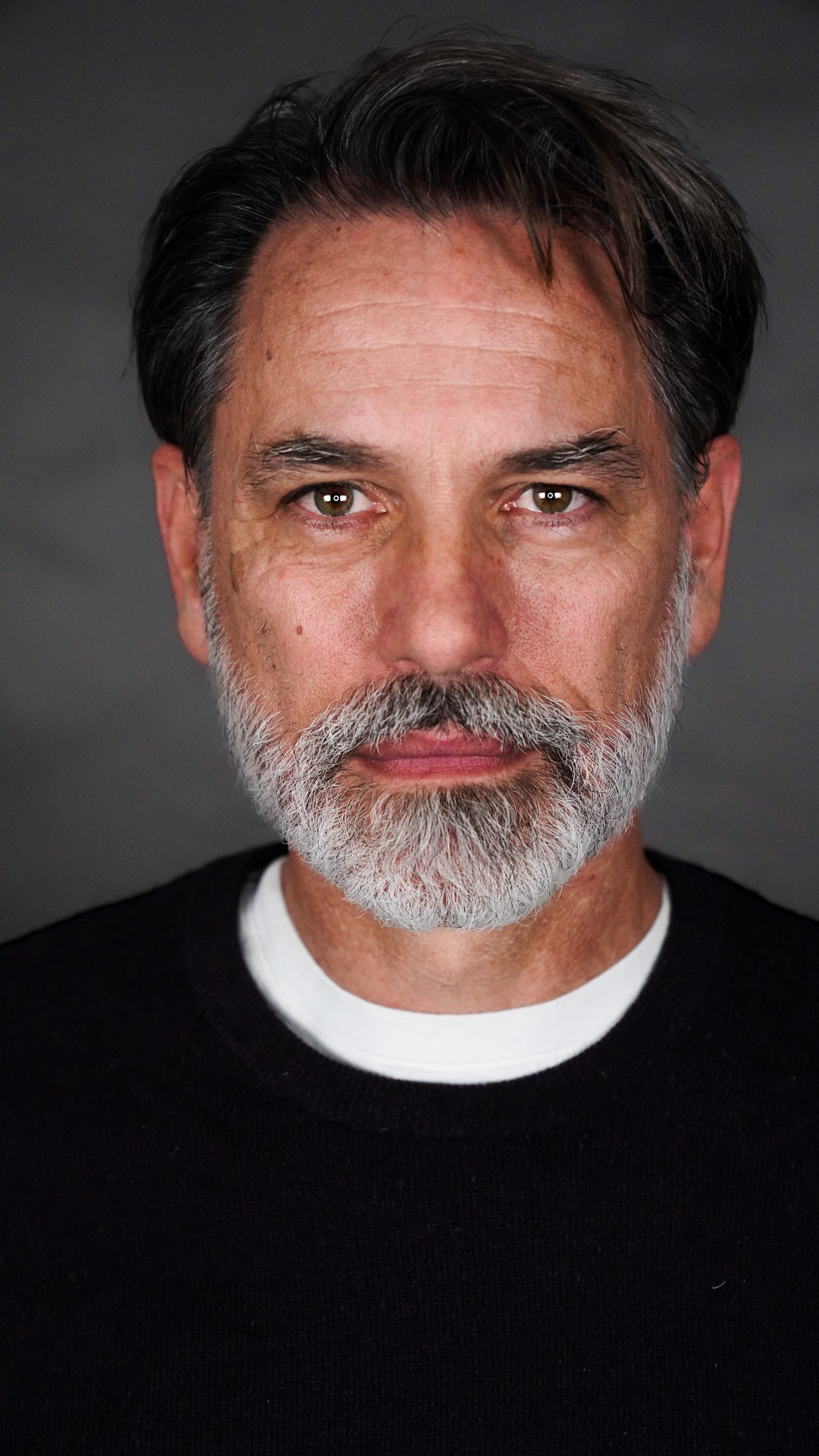 actor Mark Lewis large photo