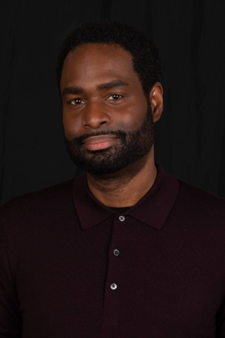 actor Ako Mitchell large photo