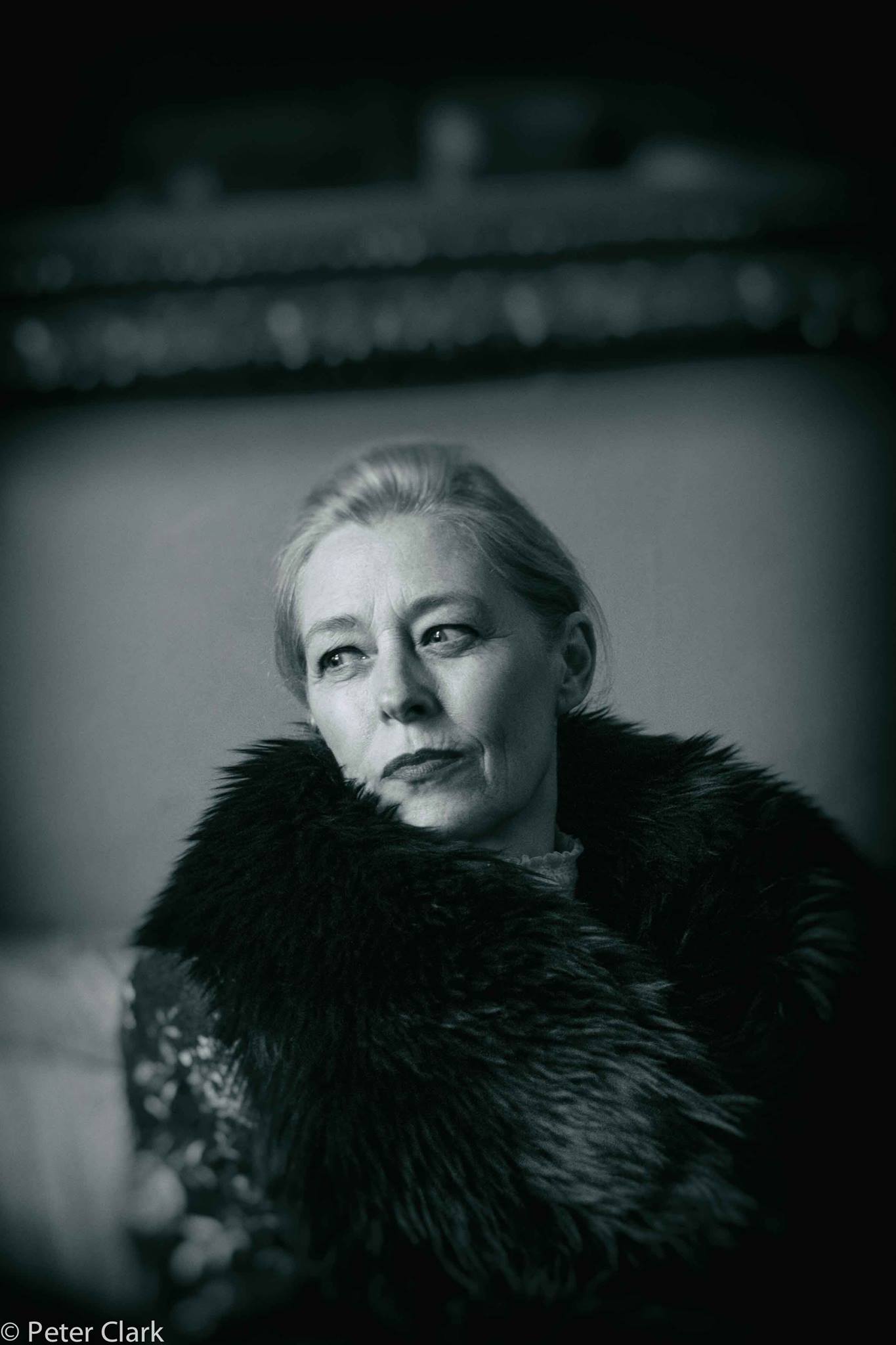 actor Tania Wade large photo