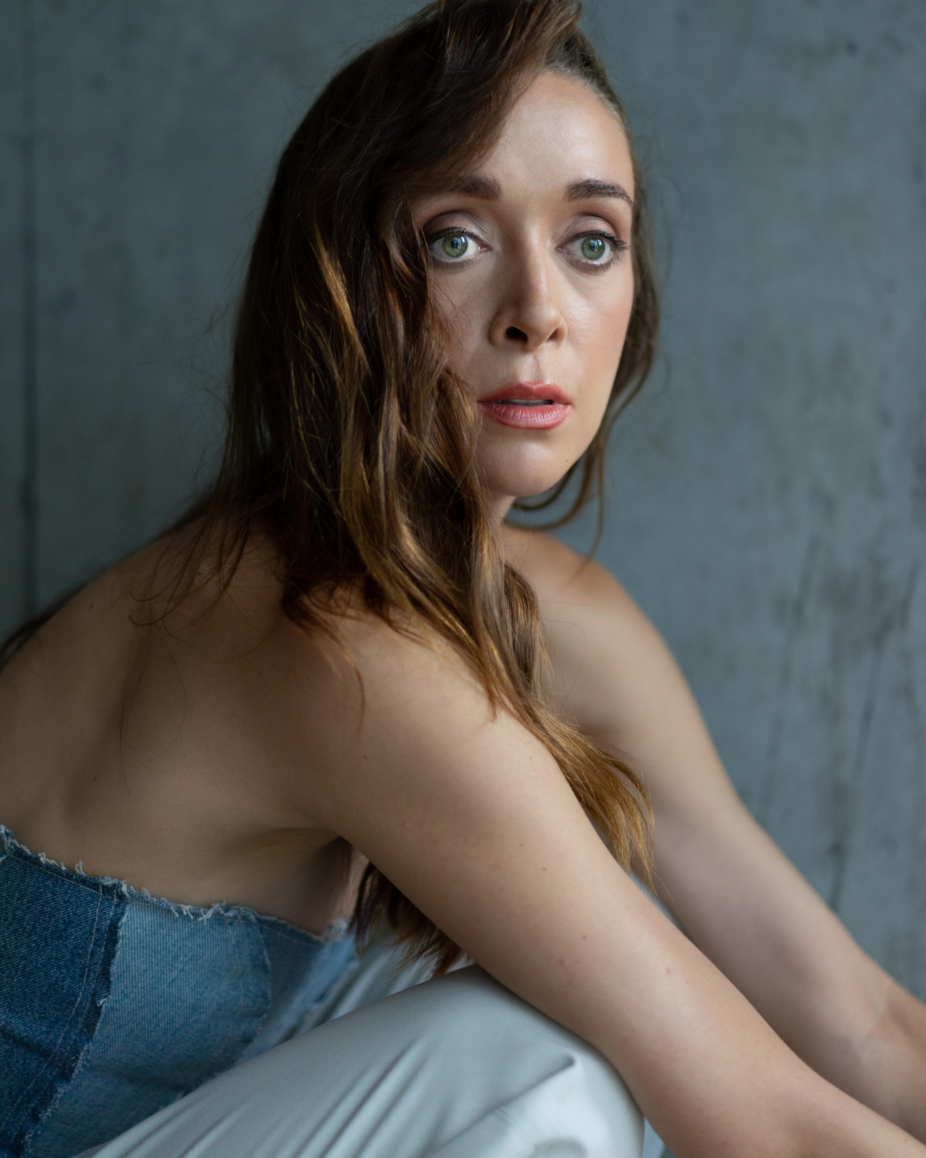 actor Stephanie Lavigne large photo