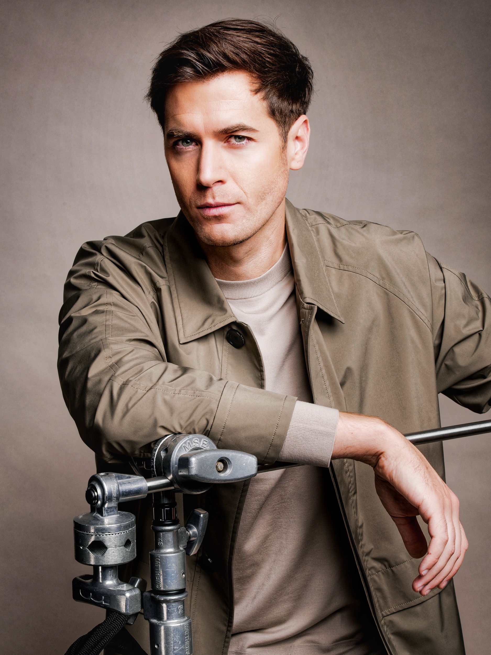 actor Jay Hector large photo