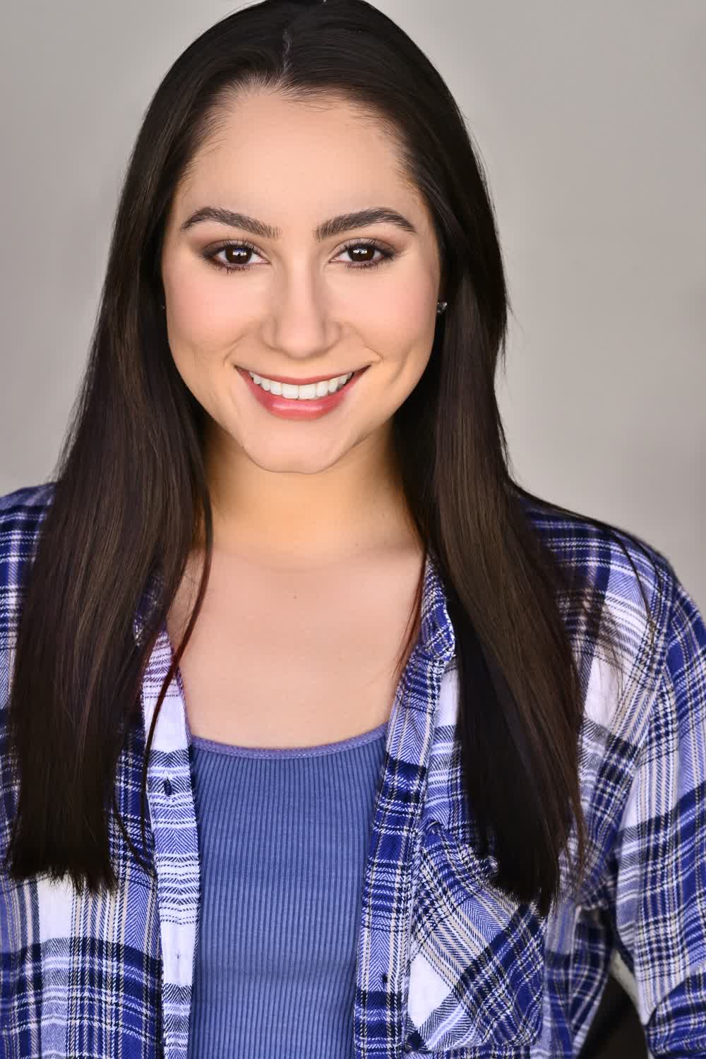 actor Katelyn Martinez large photo