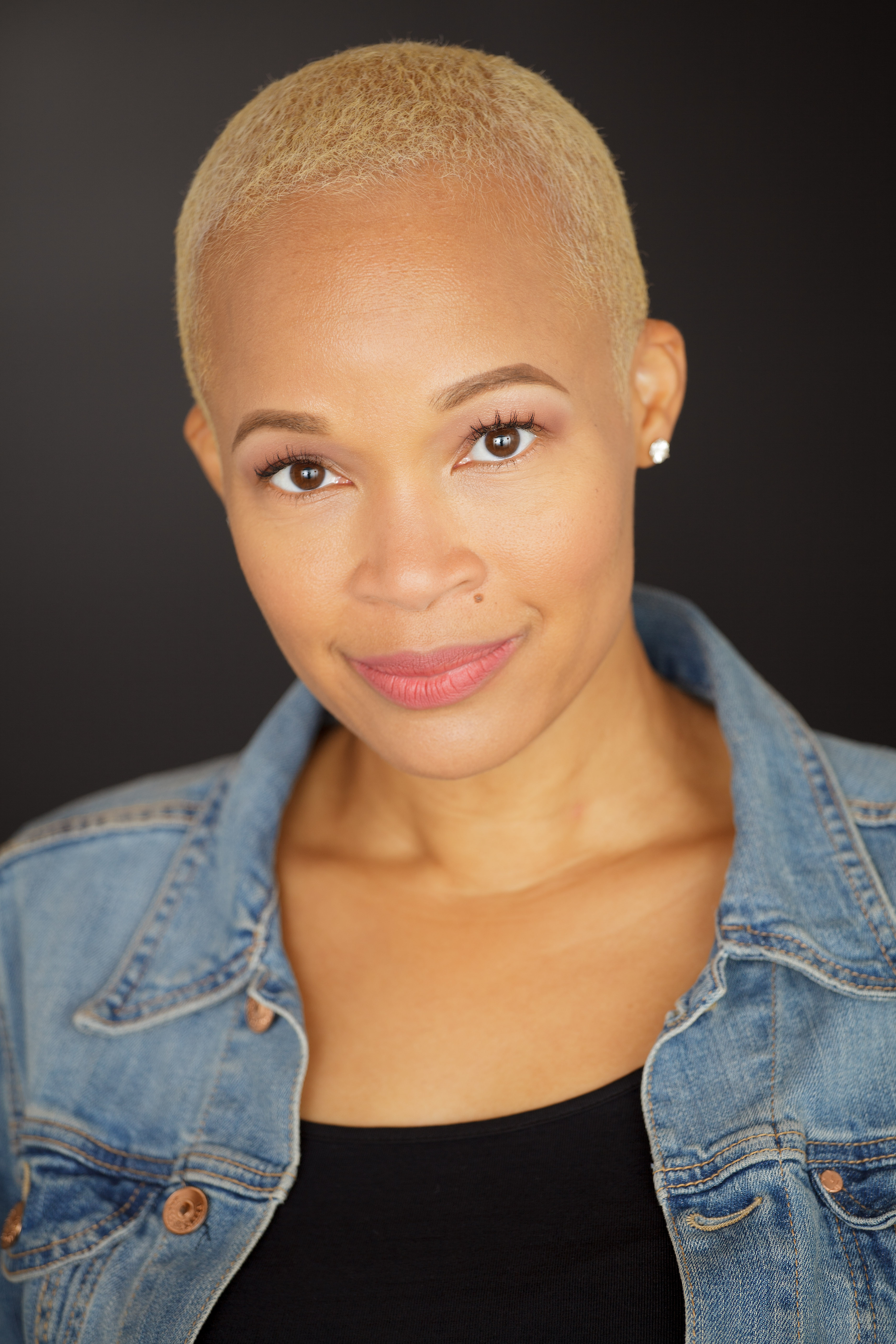 actor Tabitha Spivey large photo