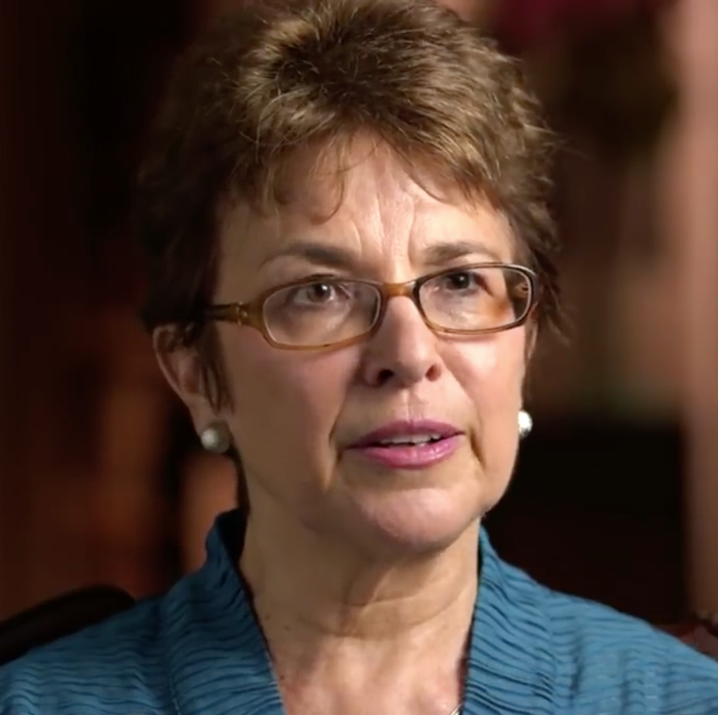 actor Debbie Nathan large photo