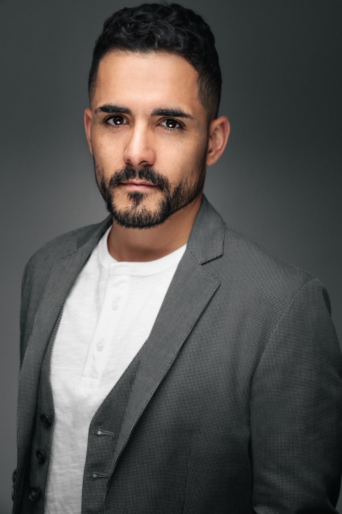 actor Gabriel De Santiago large photo